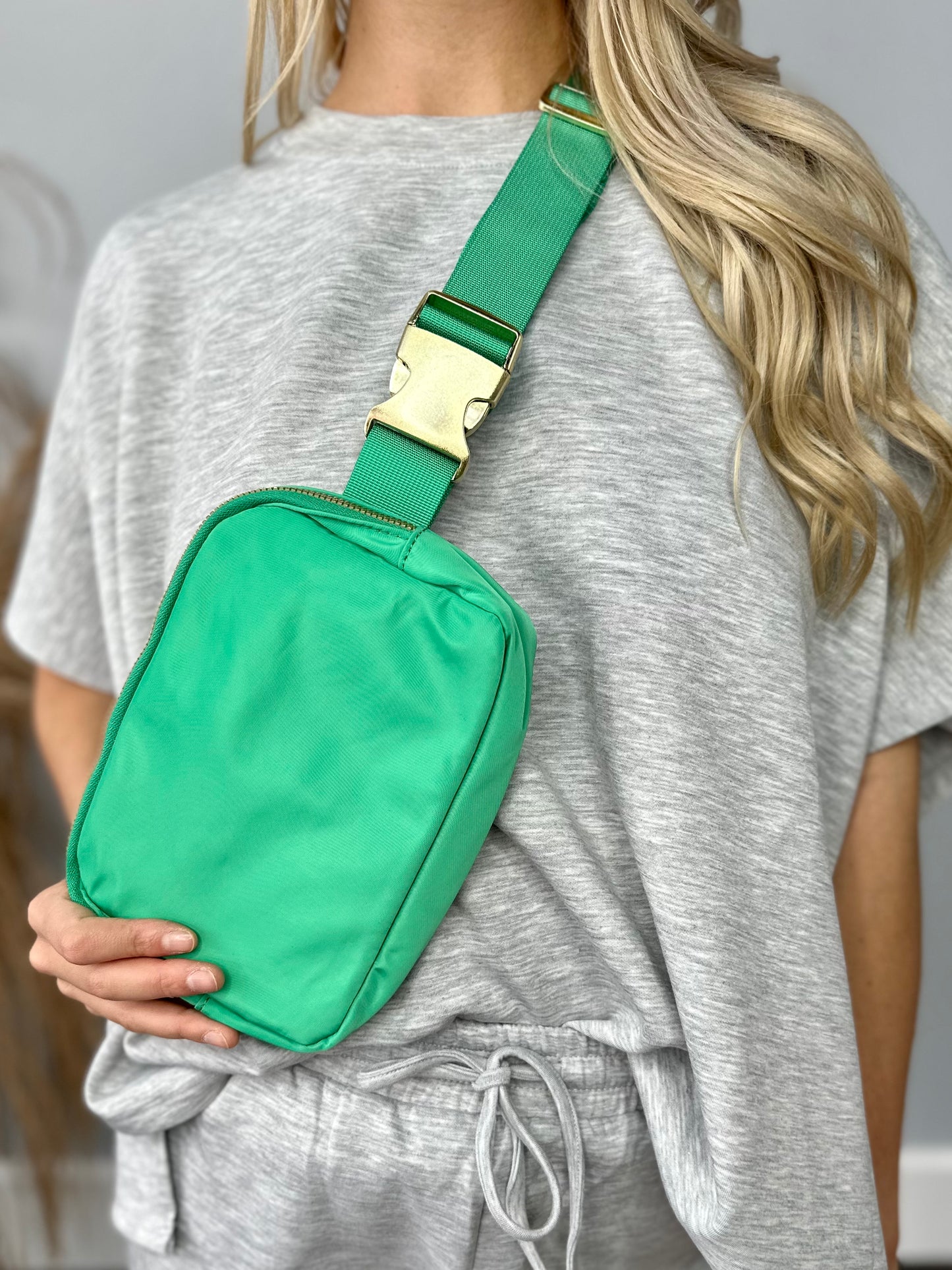 KELLY GREEN NYLON BELT BAG