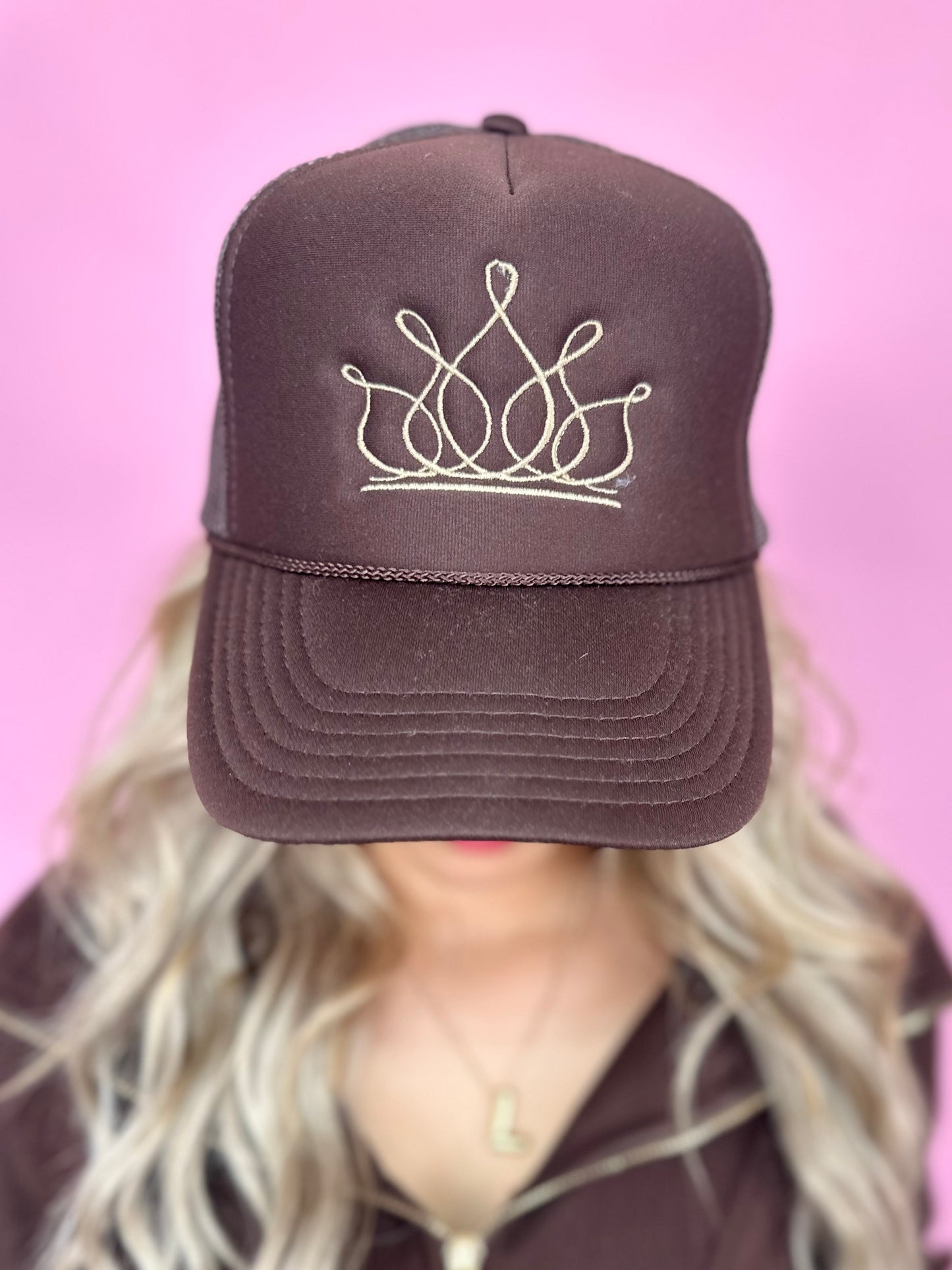 BROWN CROWN TRUCKER HAT