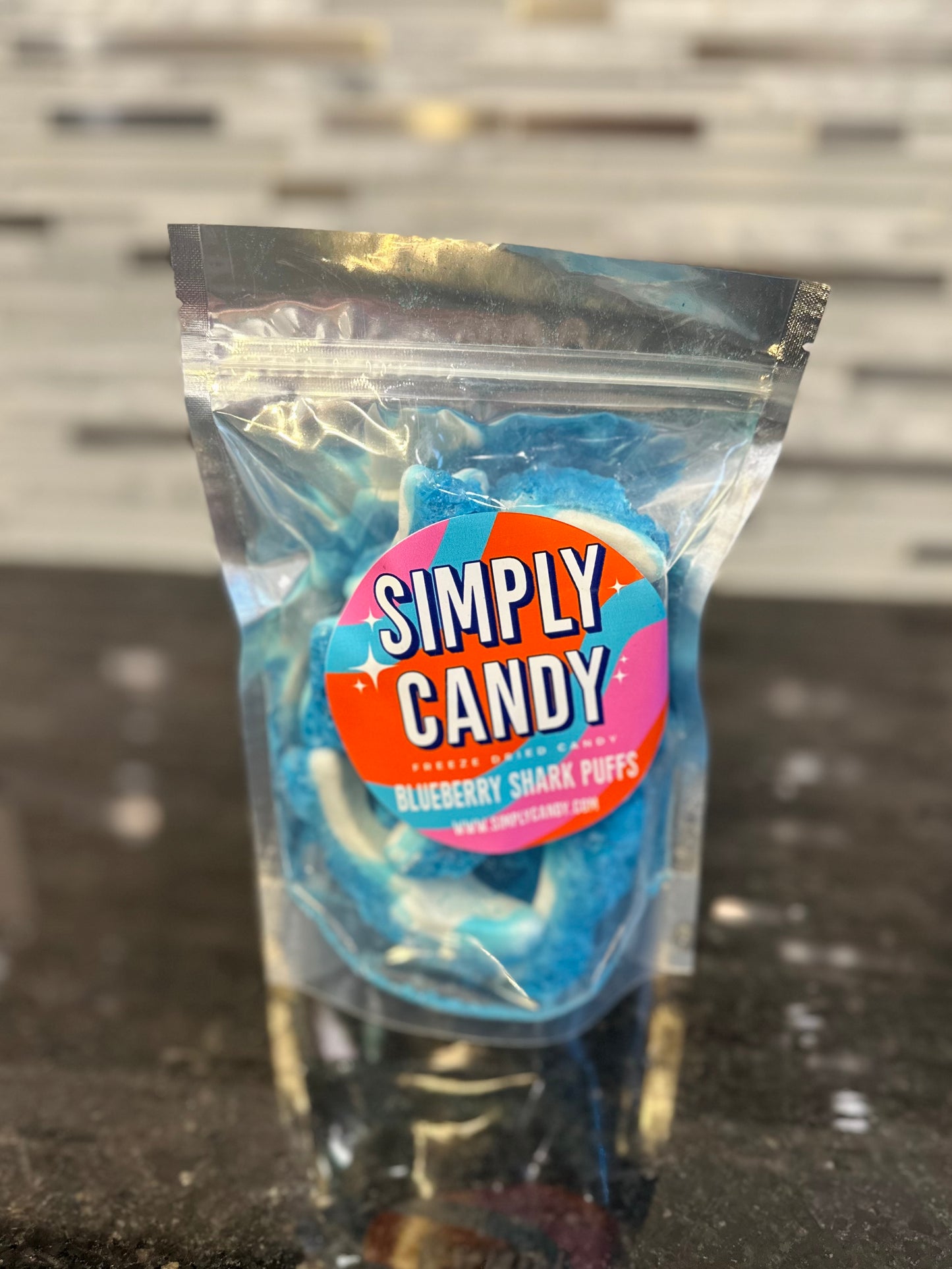 FREEZE DRIED BLUEBERRY SHARK CANDY