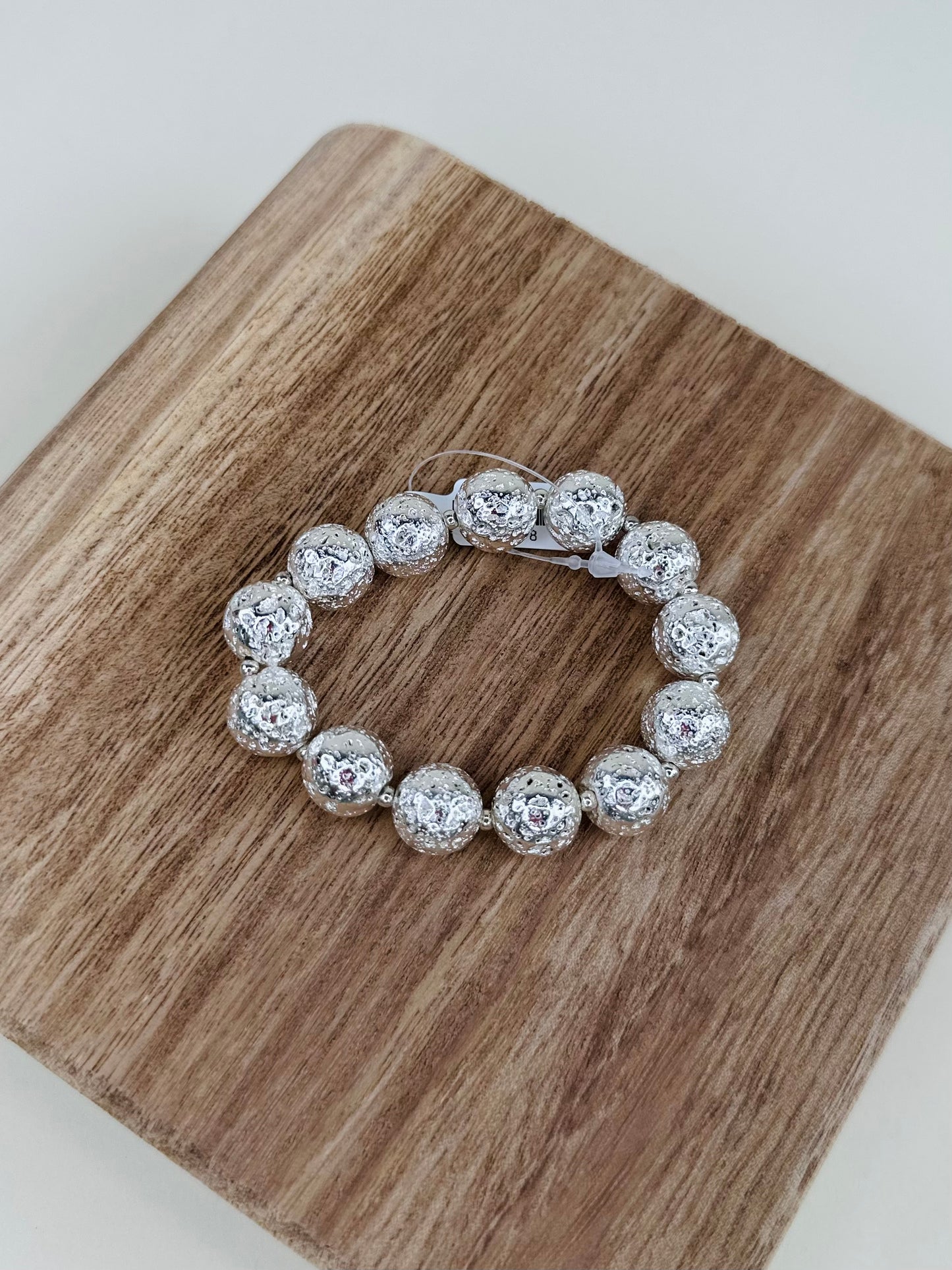 SILVER DETAILED BRACELET