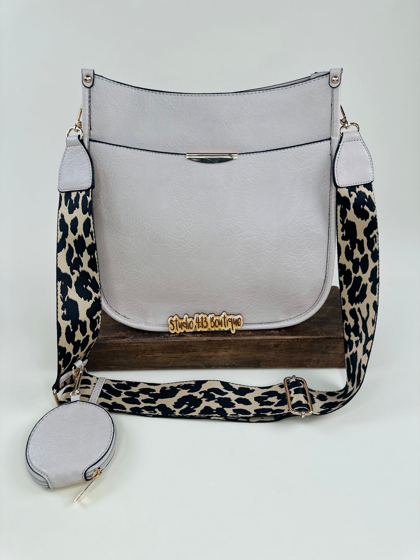 CREAM CONCEAL CARRY PURSE