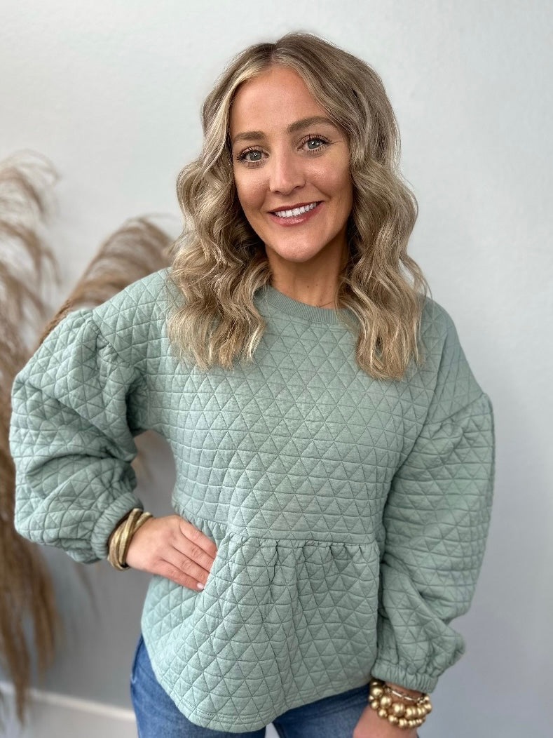SAGE QUILTED TOP
