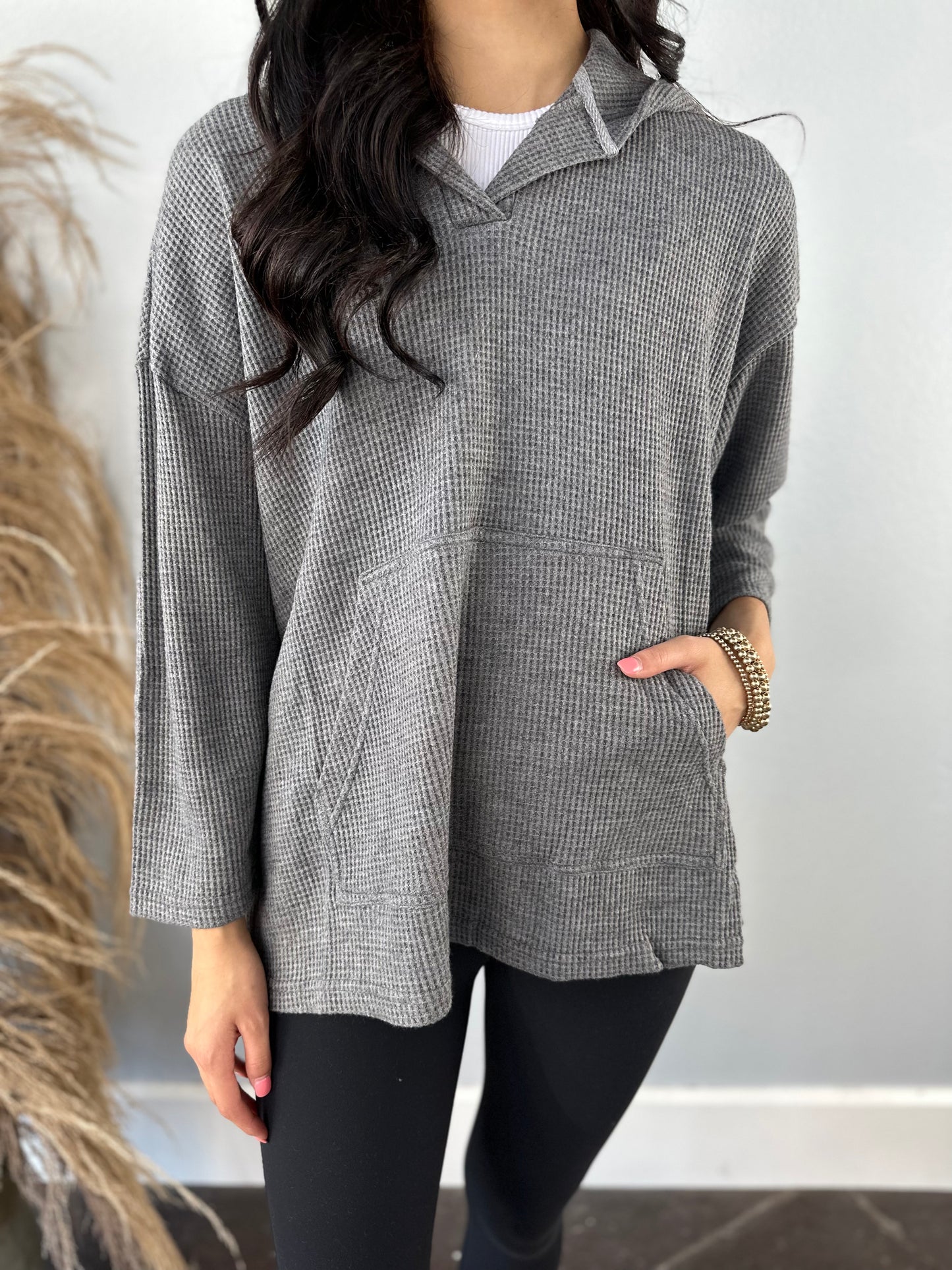 SOFT GREY WAFFLE OVERSIZED PULLOVER TOP
