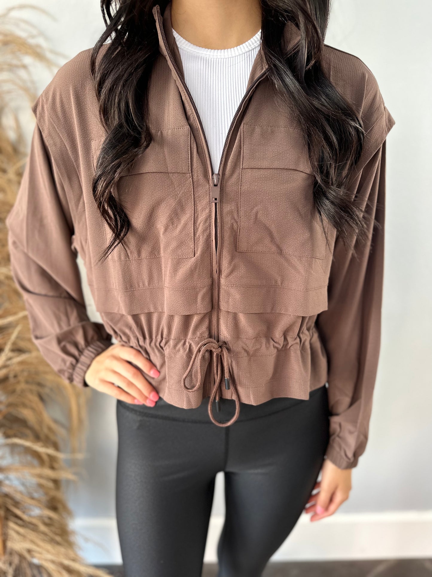 MOCHA FRONT POCKET CROPPED JACKET