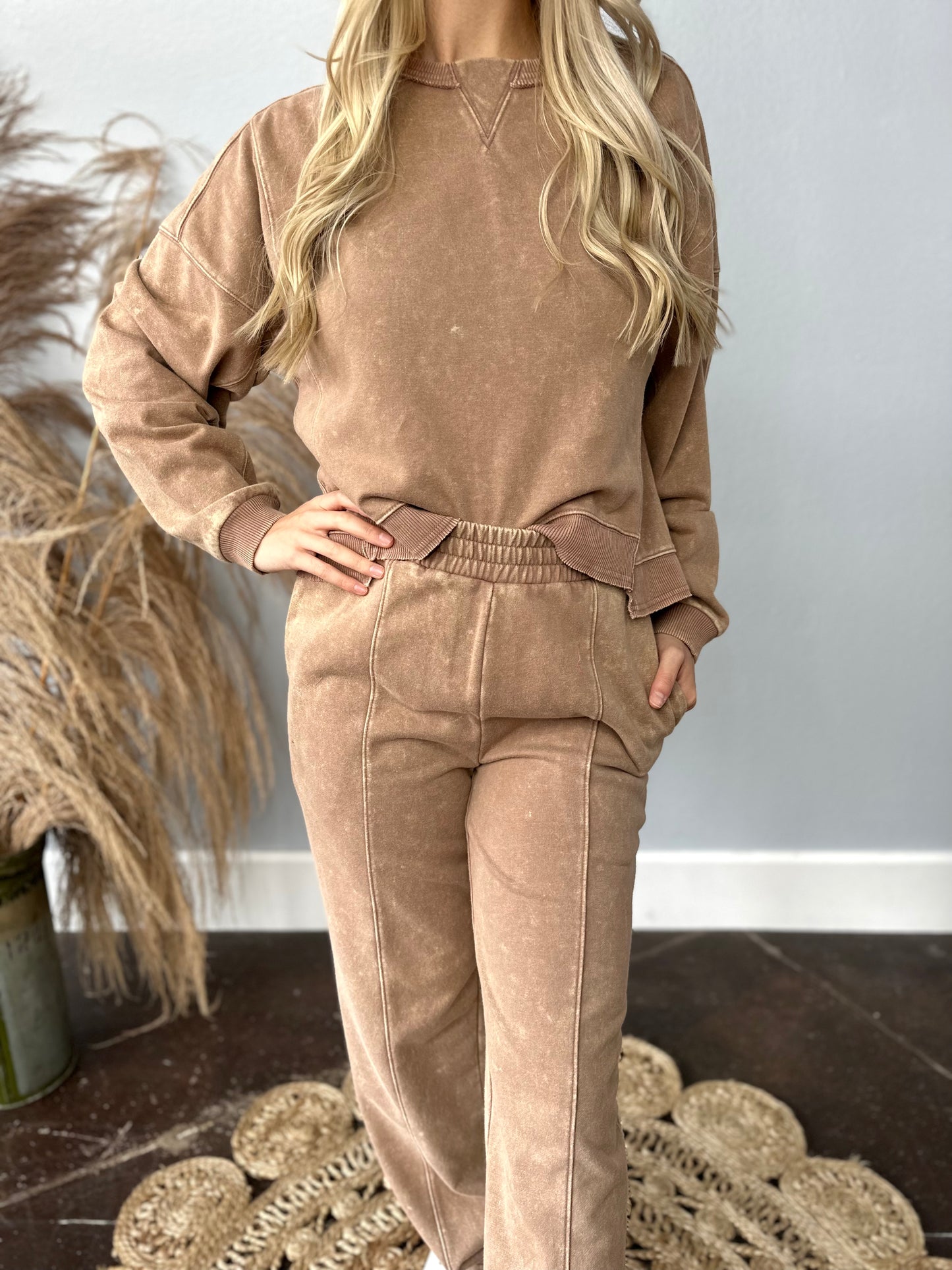 MOCHA STRAIGHT LEG JOGGER SET