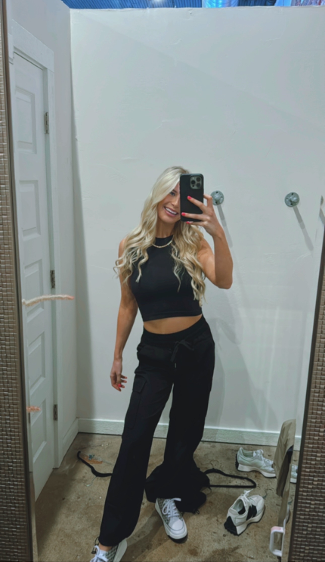 BLACK PARACHUTE CARGO PANTS