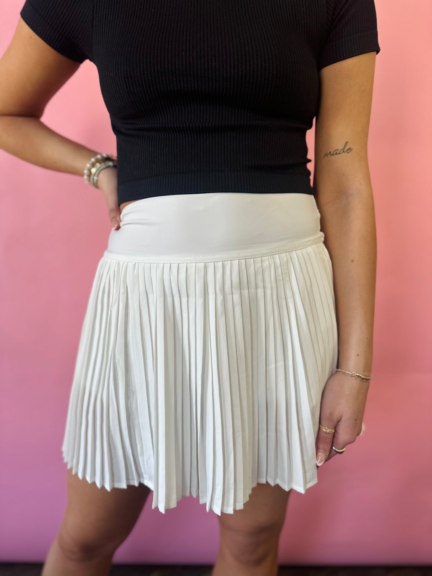 WHITE ACTIVEWEAR SKIRT
