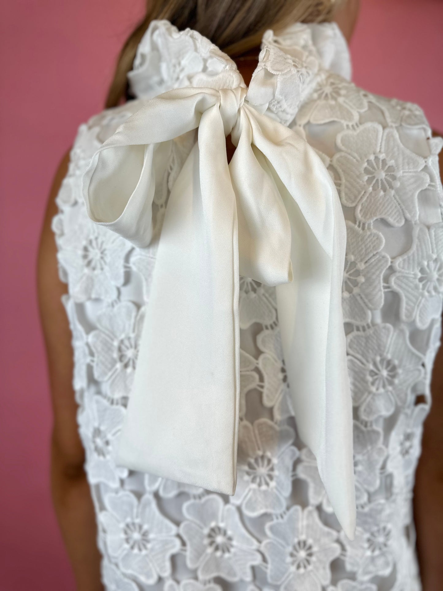 OFF WHITE FLOWER OVERLAY BOW DRESS