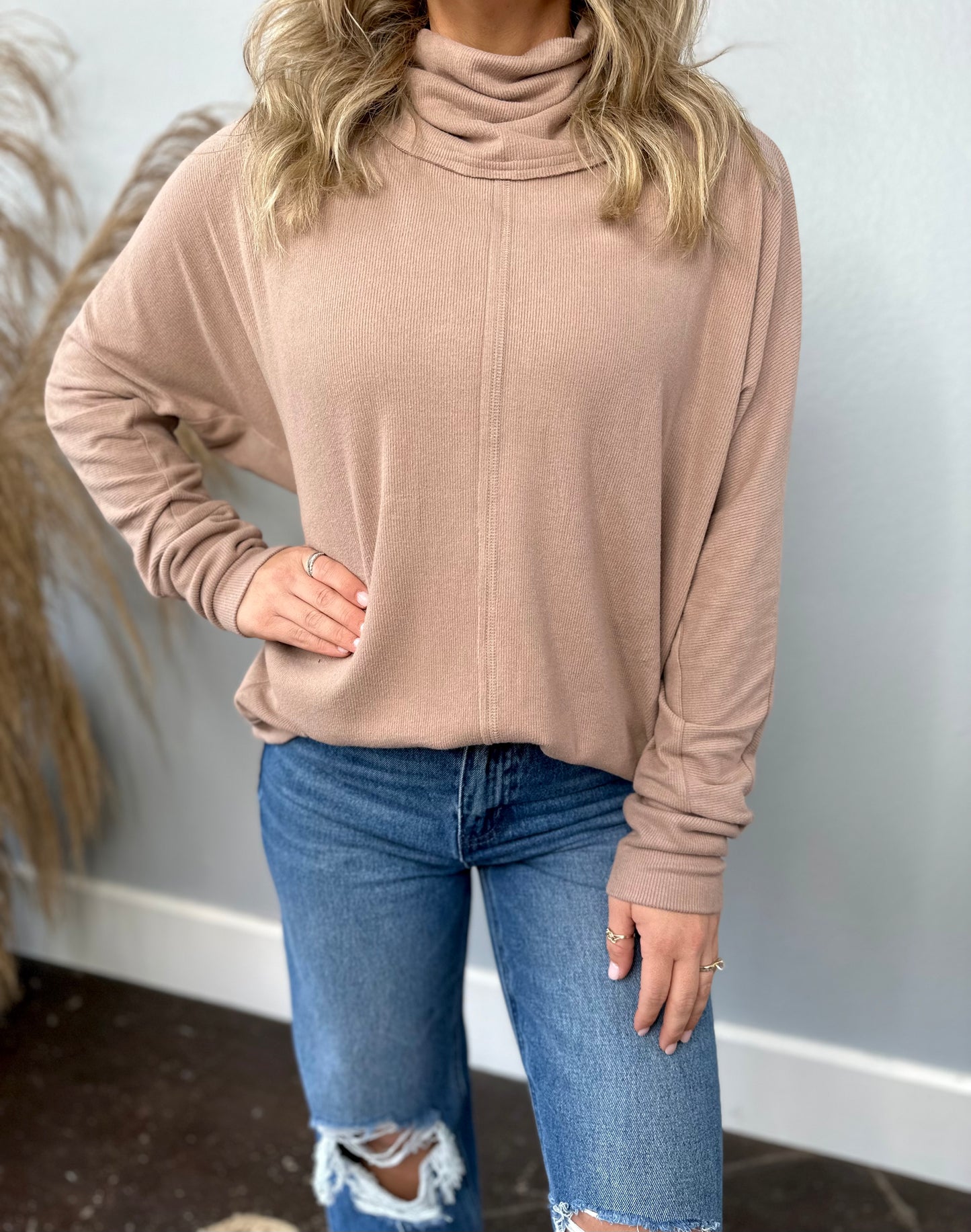 BUTTER SOFT MOCHA FALL TOP