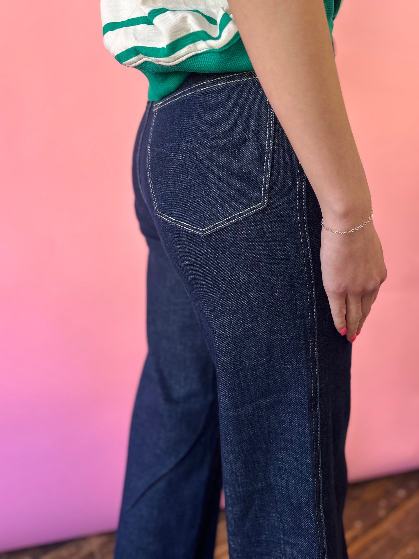 DARK WASH NO HOLE BOOT CUT JEAN