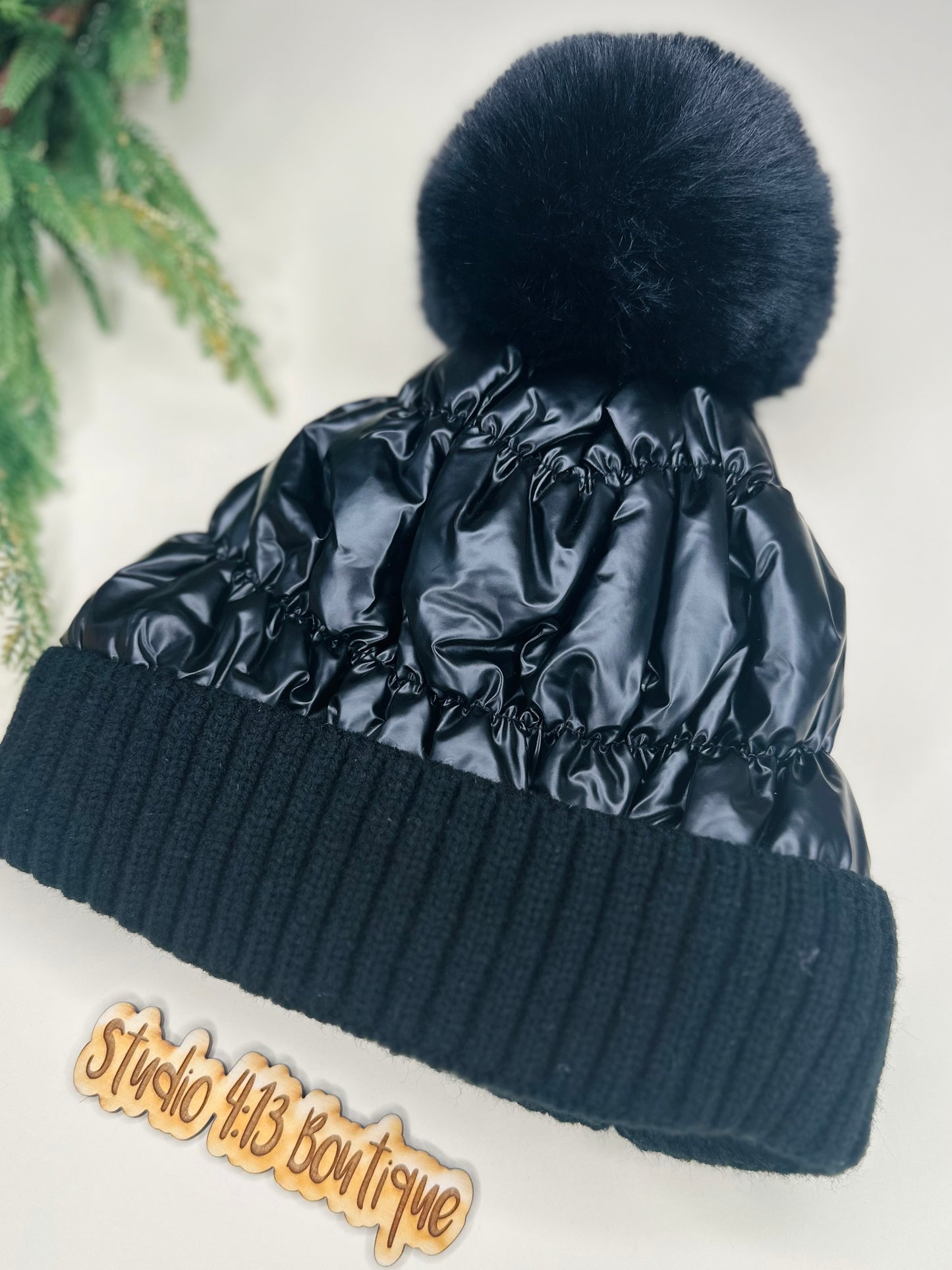 BLACK PUFFER BEANIE