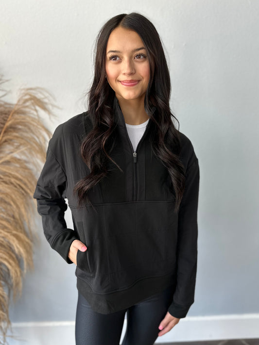 BLACK QUILTED FLEECE PULLOVER