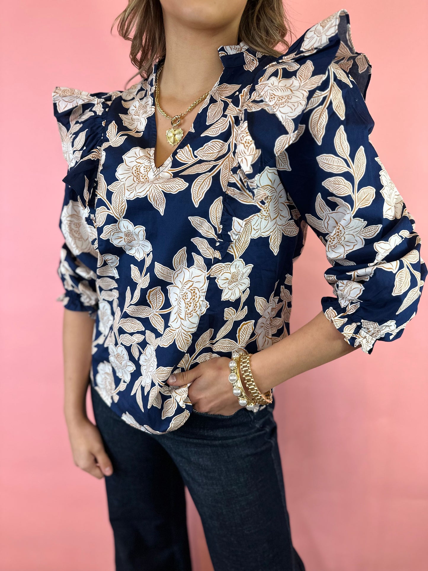 NAVY FLORAL LONG SLEEVE TOP