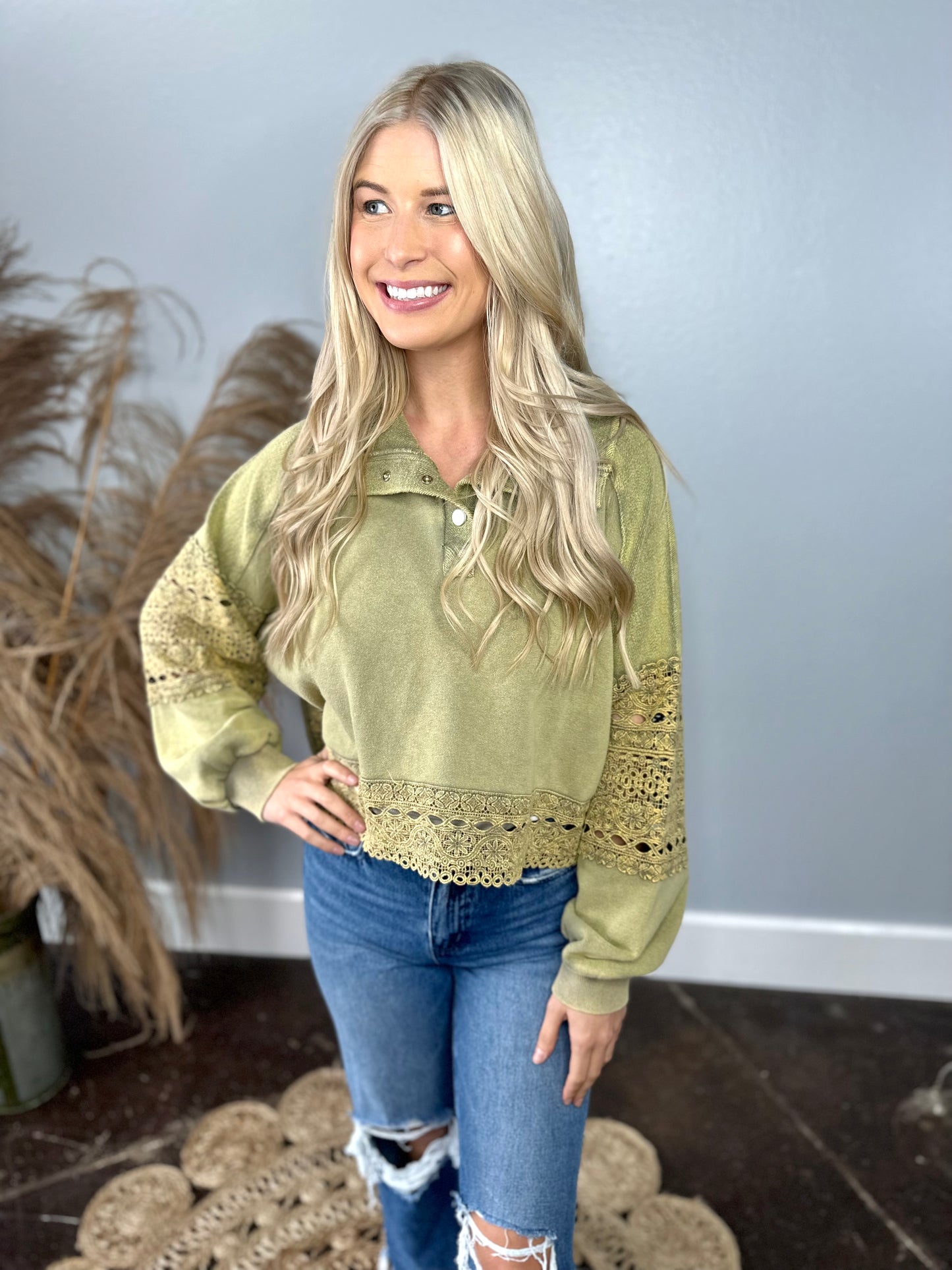 GREEN MINERAL WASH MOCK NECK TOP