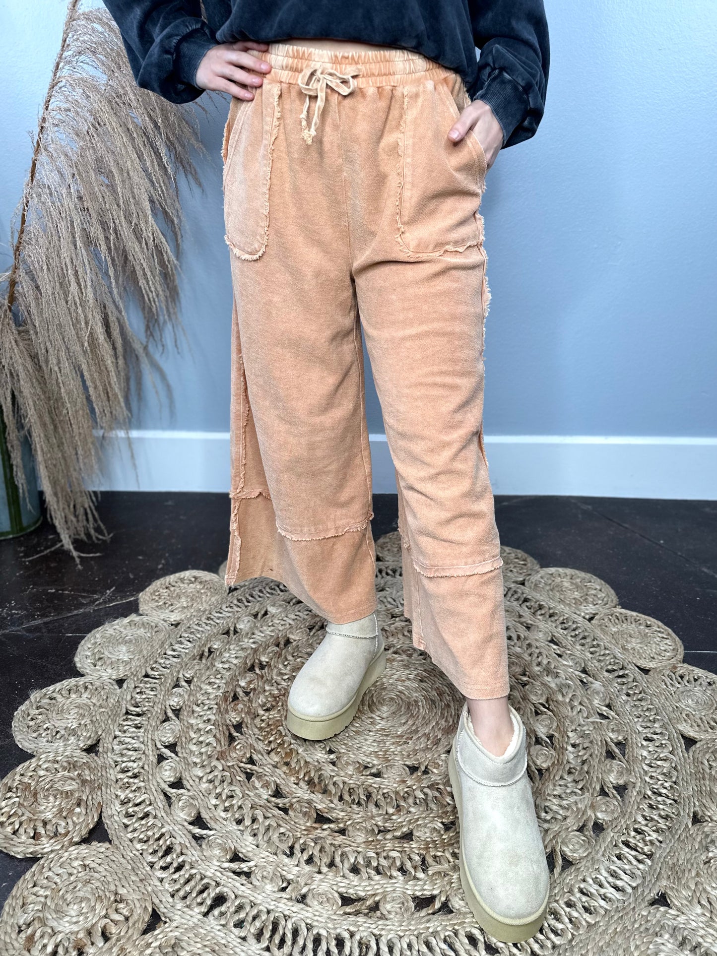 CINNAMON RAW MINERAL WASH WIDE LEG PANTS