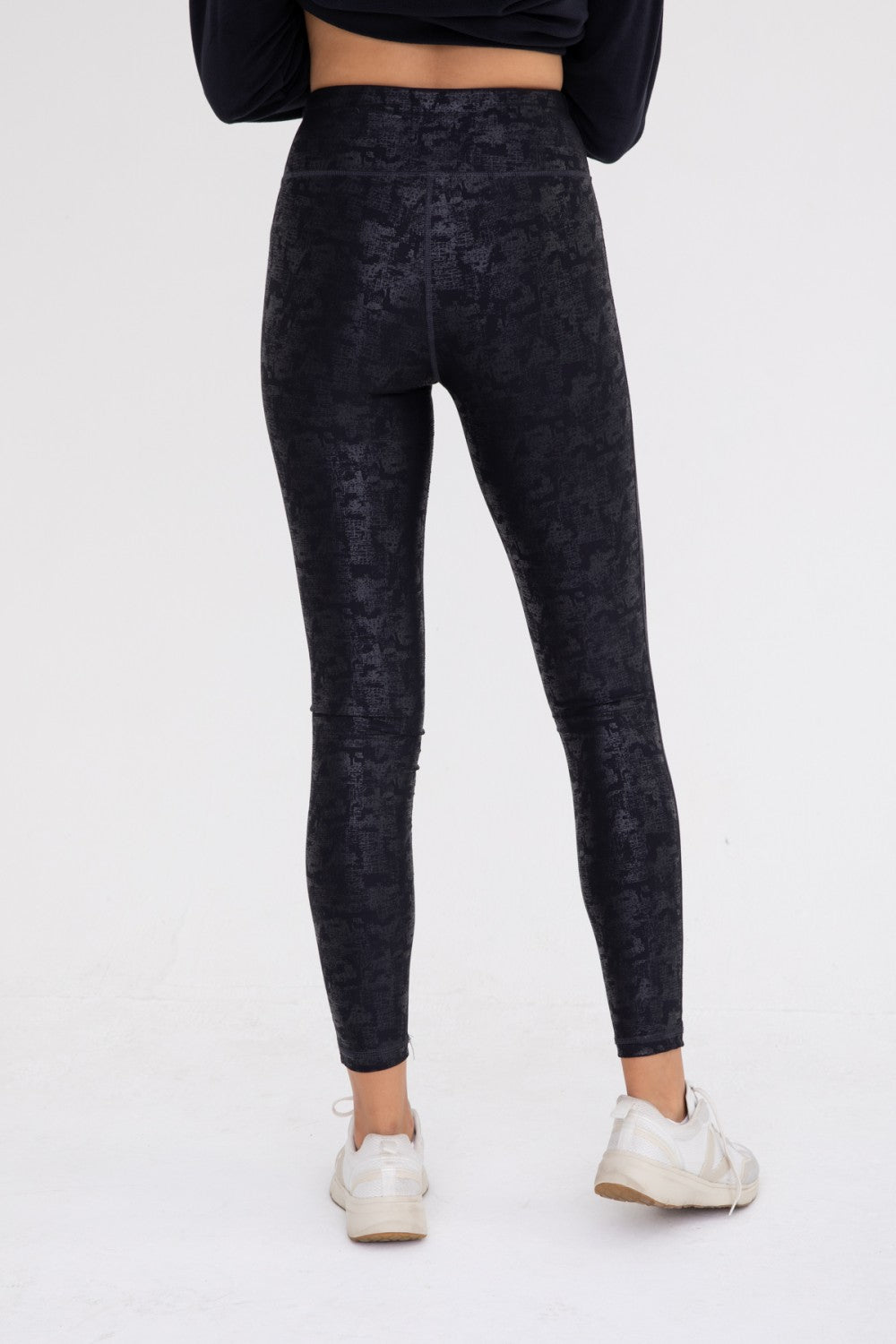 BLACK CRACKLE HW LEGGINGS