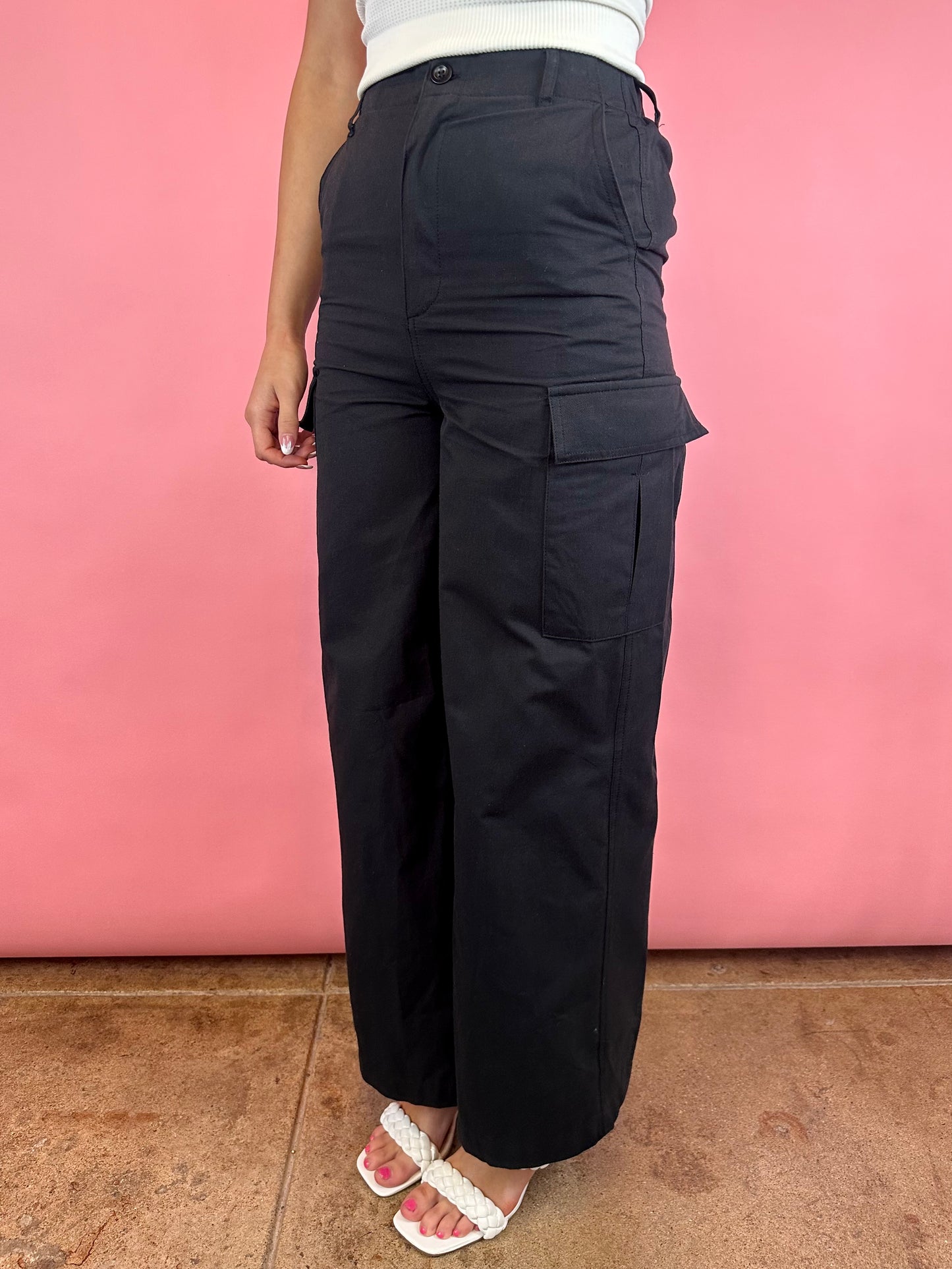 BLACK WIDE LEG CARGO PANT