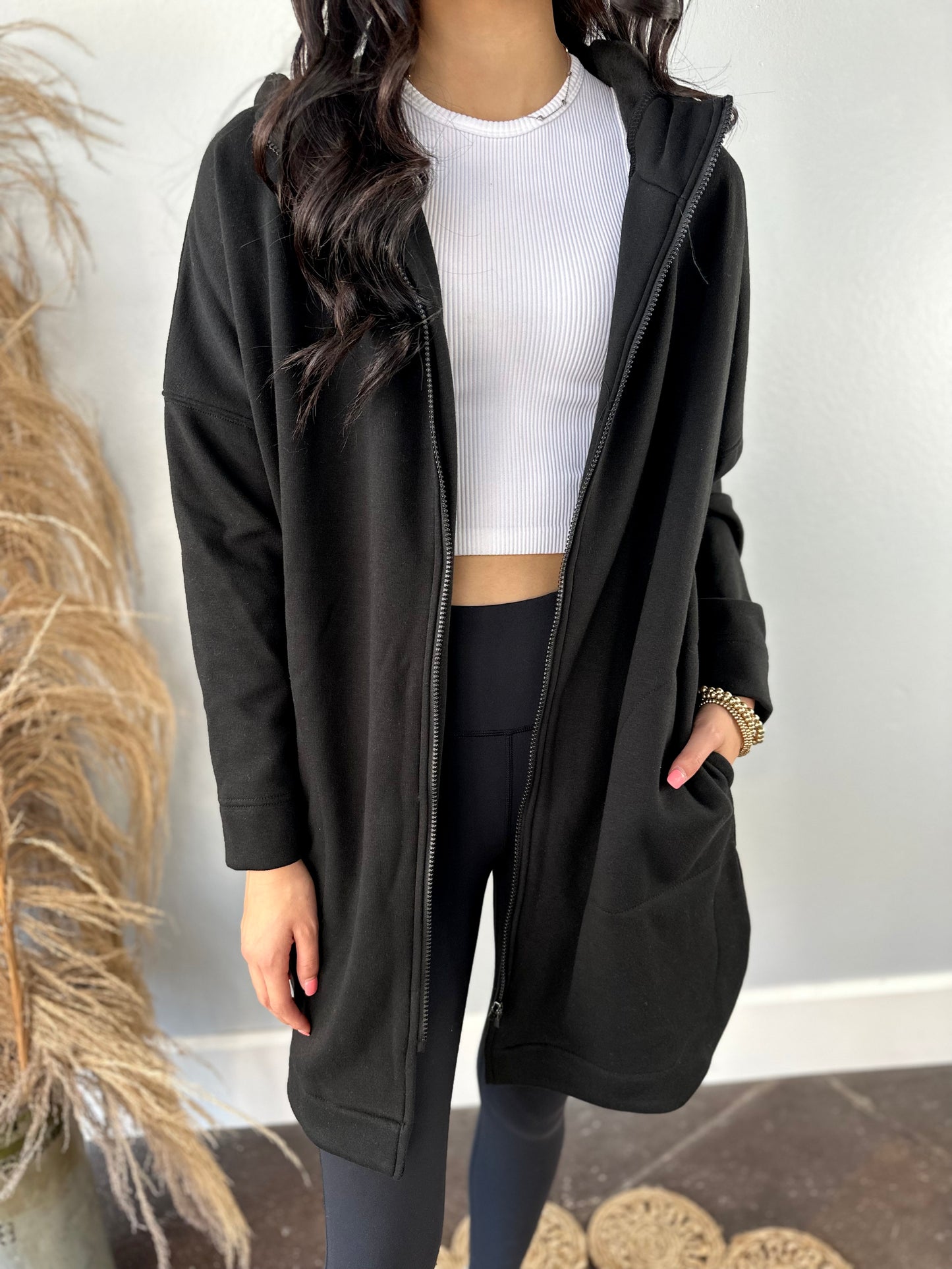 BLACK ZIP-UP JACKET W/HOOD