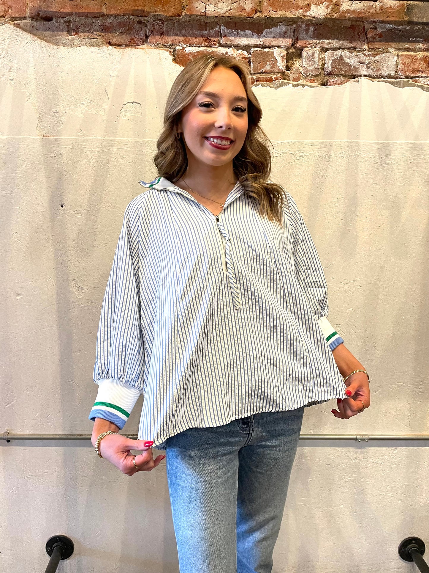 BLUE STRIPED OVERSIZED THICK COLLAR TOP