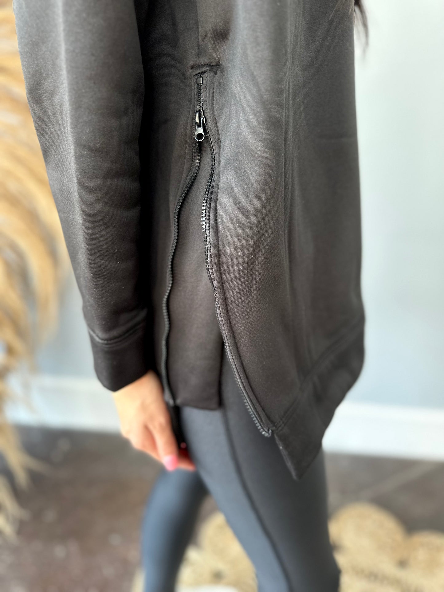 COOLED LAVA ANTHRO SIDE ZIP PULLOVER