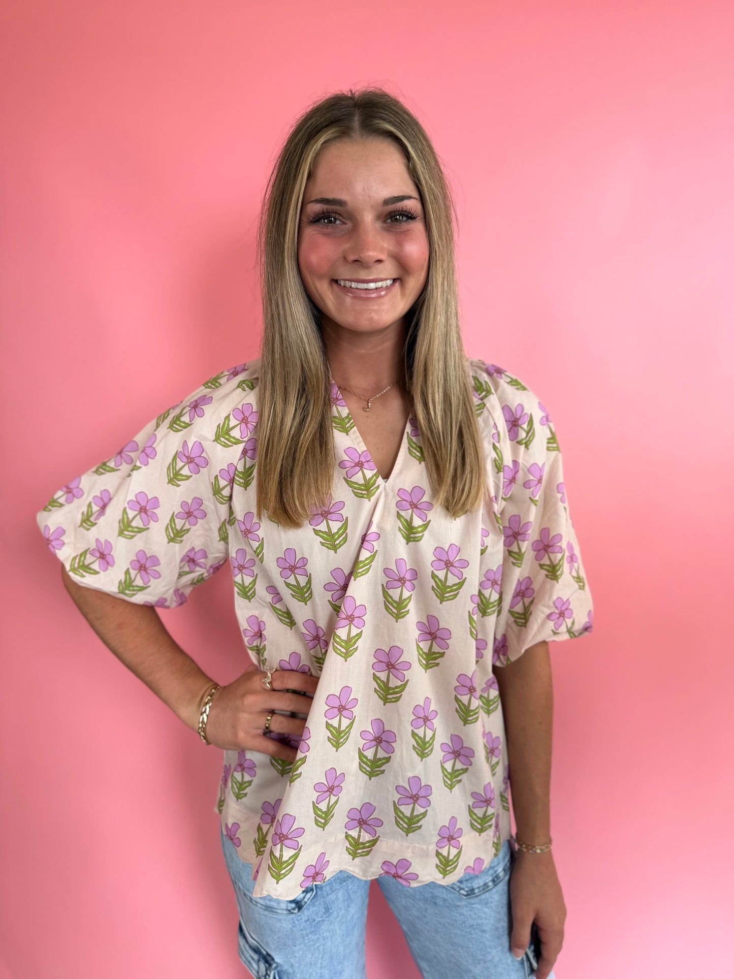 BLUSH FLORAL SCALLOP TOP