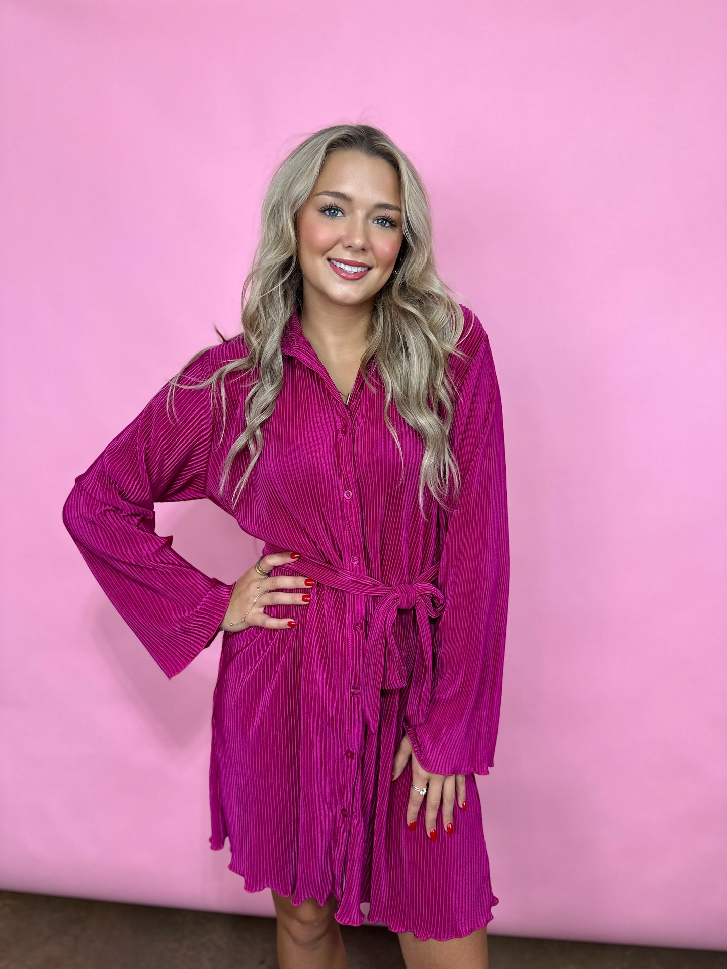 MAGENTA PLEATED LONGSLEEVE DRESS
