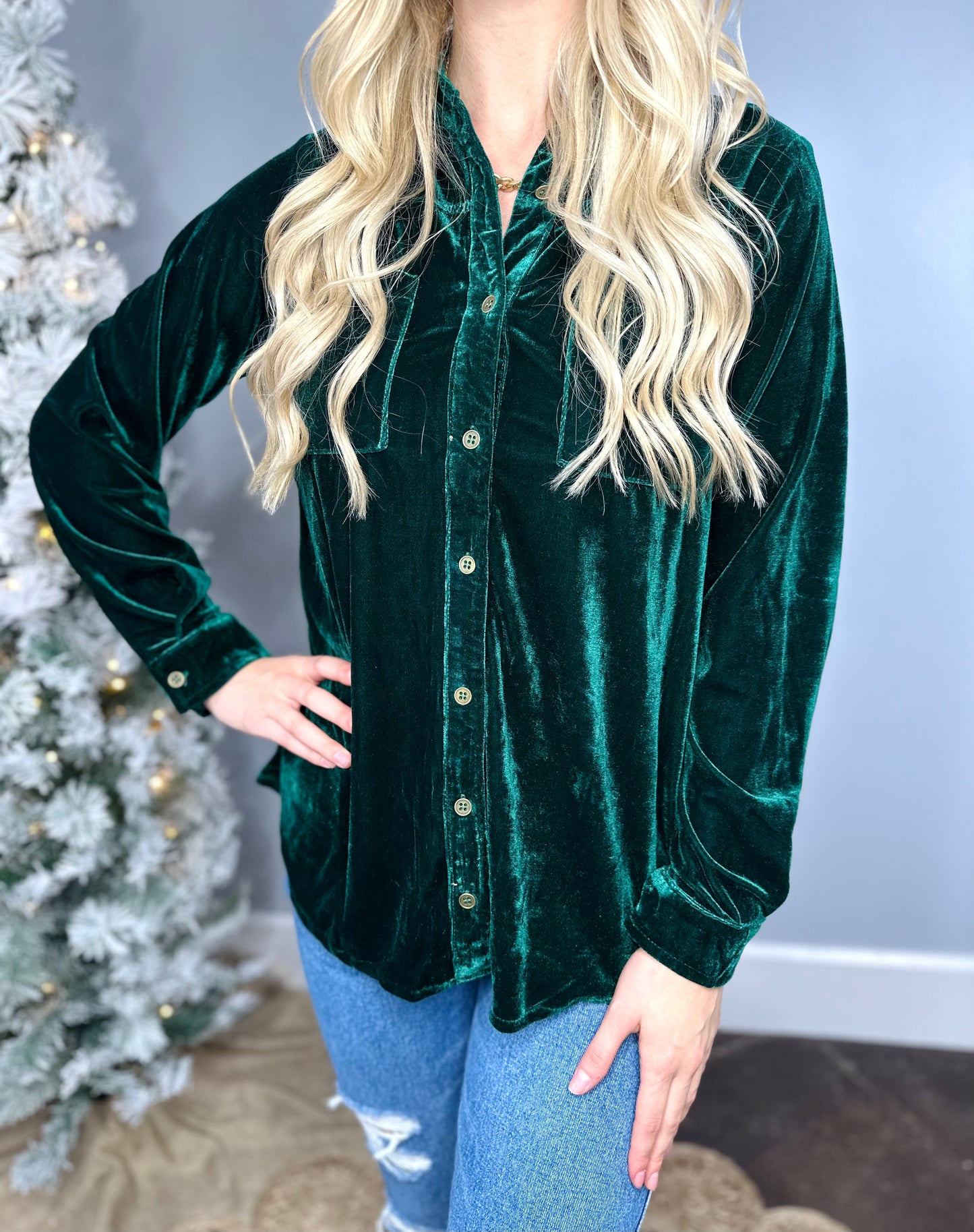 GREEN VELVET TOP