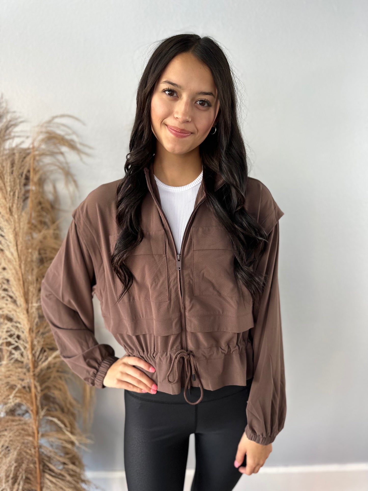 MOCHA FRONT POCKET CROPPED JACKET