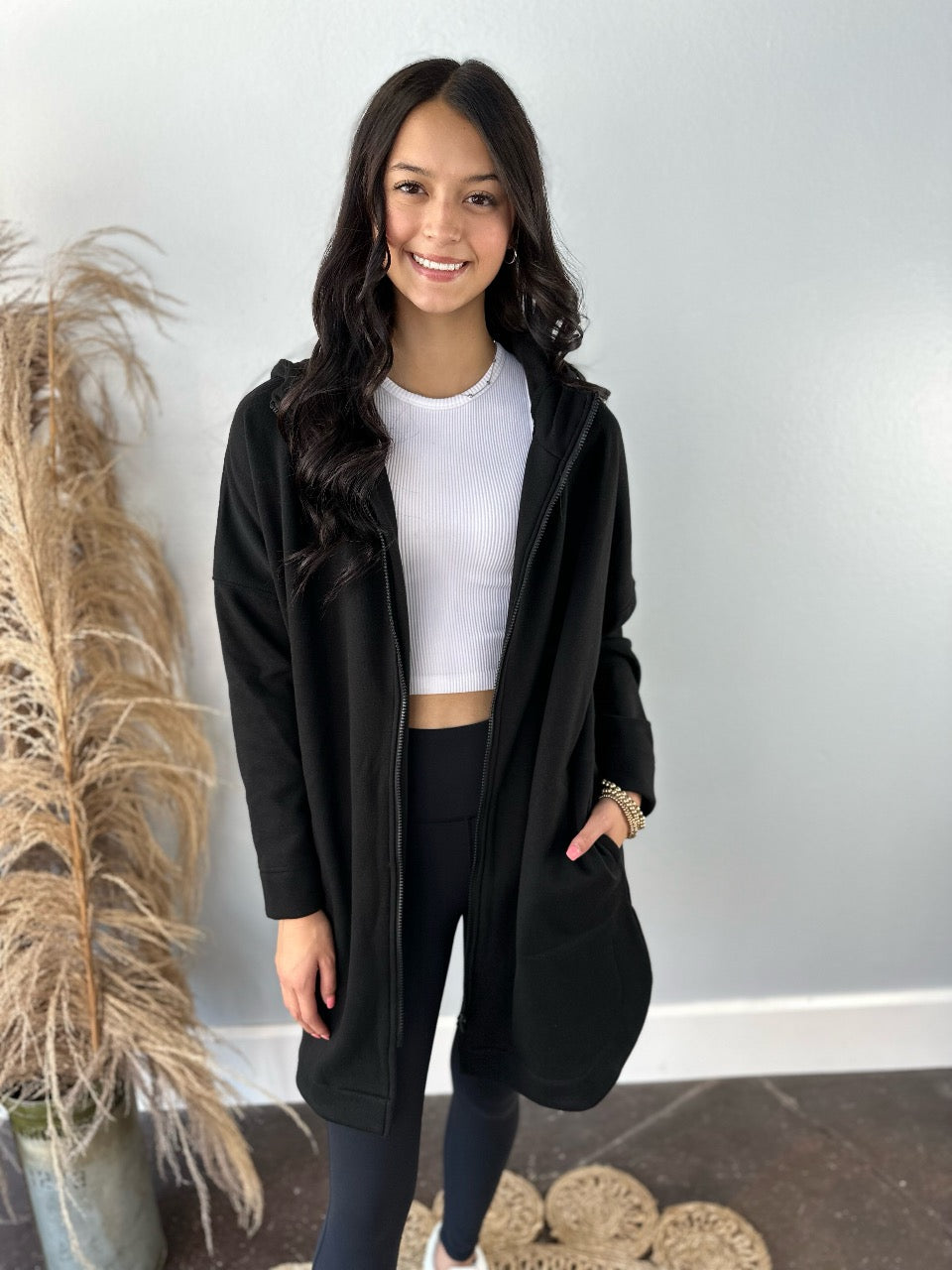 BLACK ZIP-UP JACKET W/HOOD