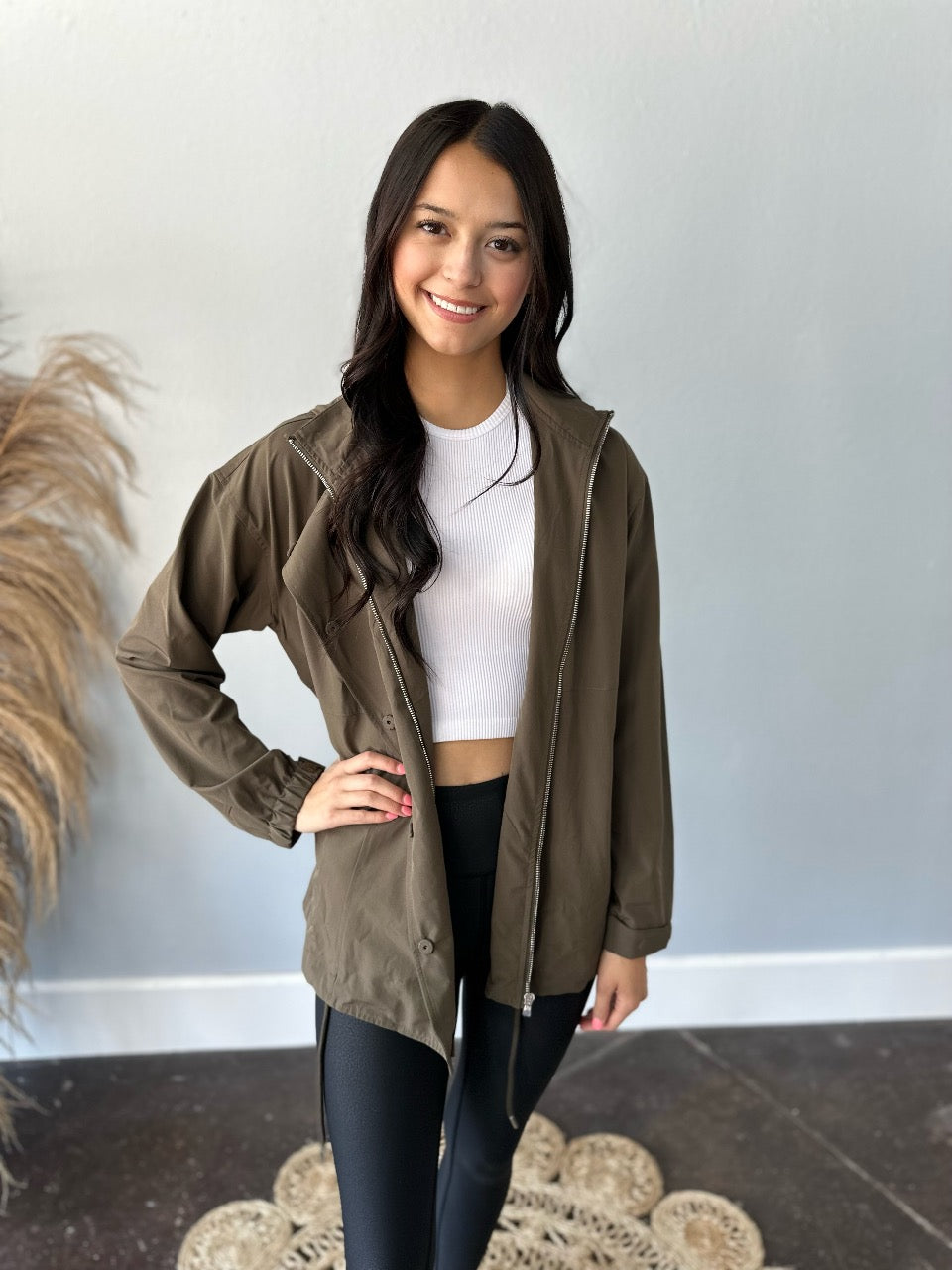 OLIVE ANORAK JACKET