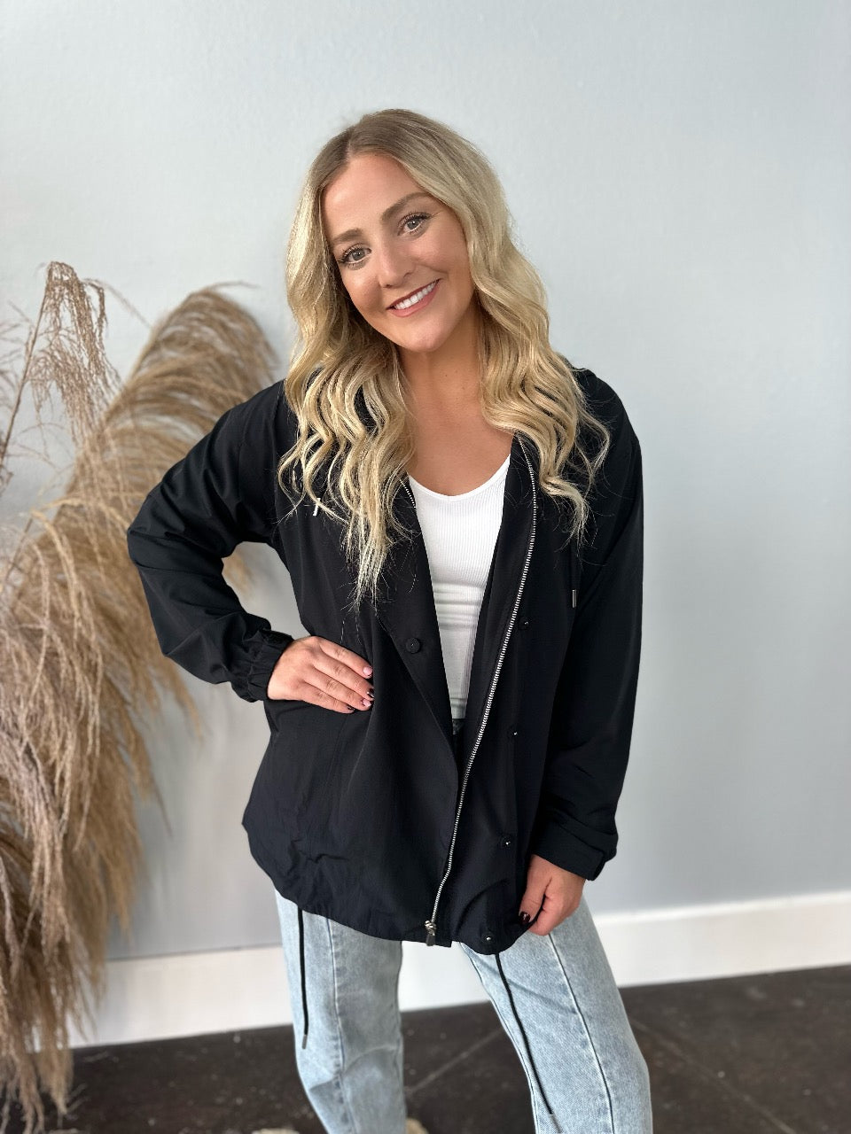 BLACK ANORAK JACKET
