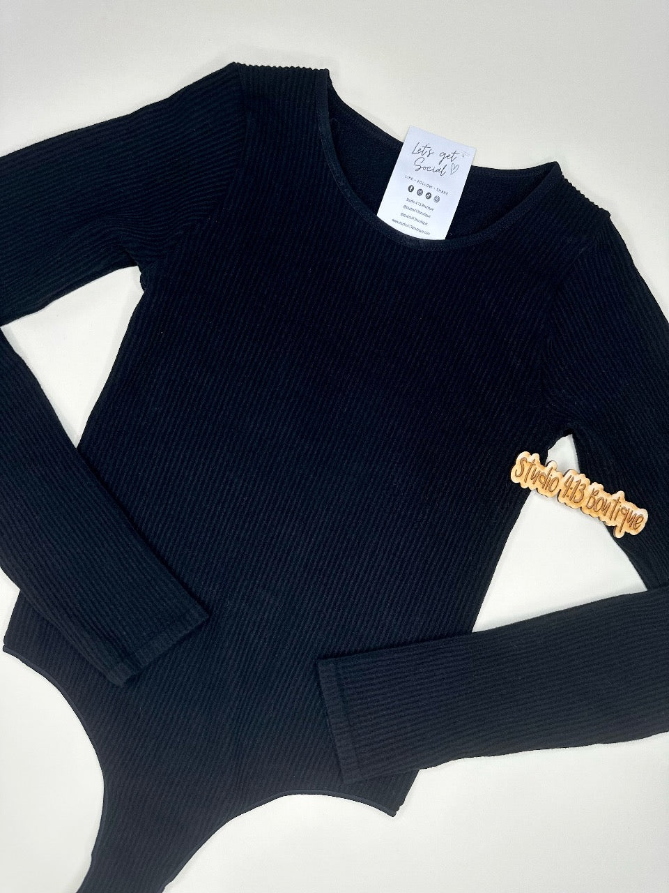 BLACK RIBBED BODYSUIT