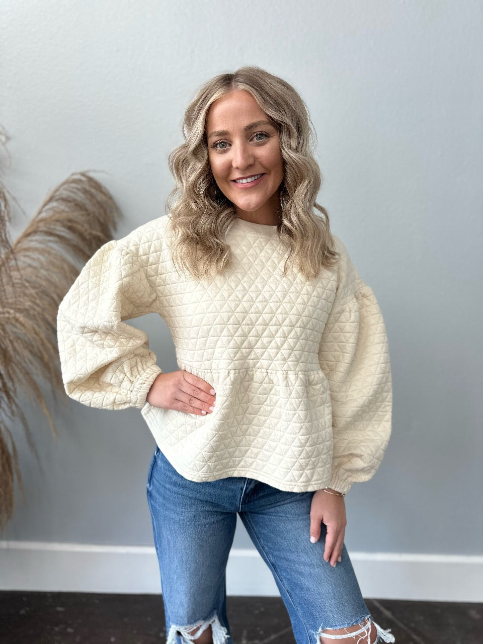 CREAM QUILTED TOP