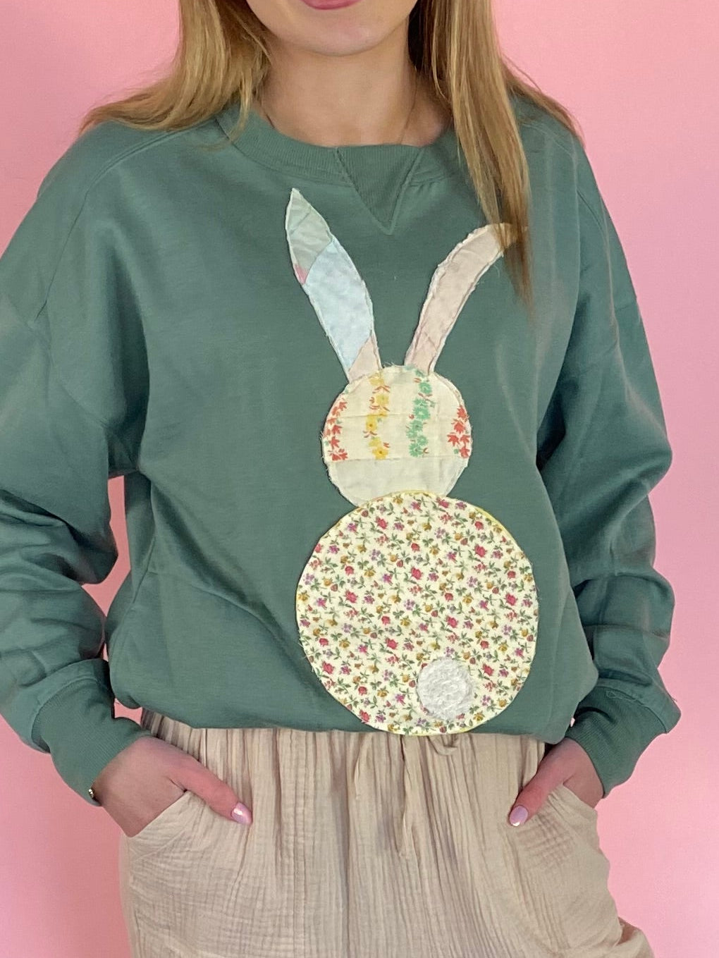 GREEN QUILTED BUNNY SWEATSHIRT