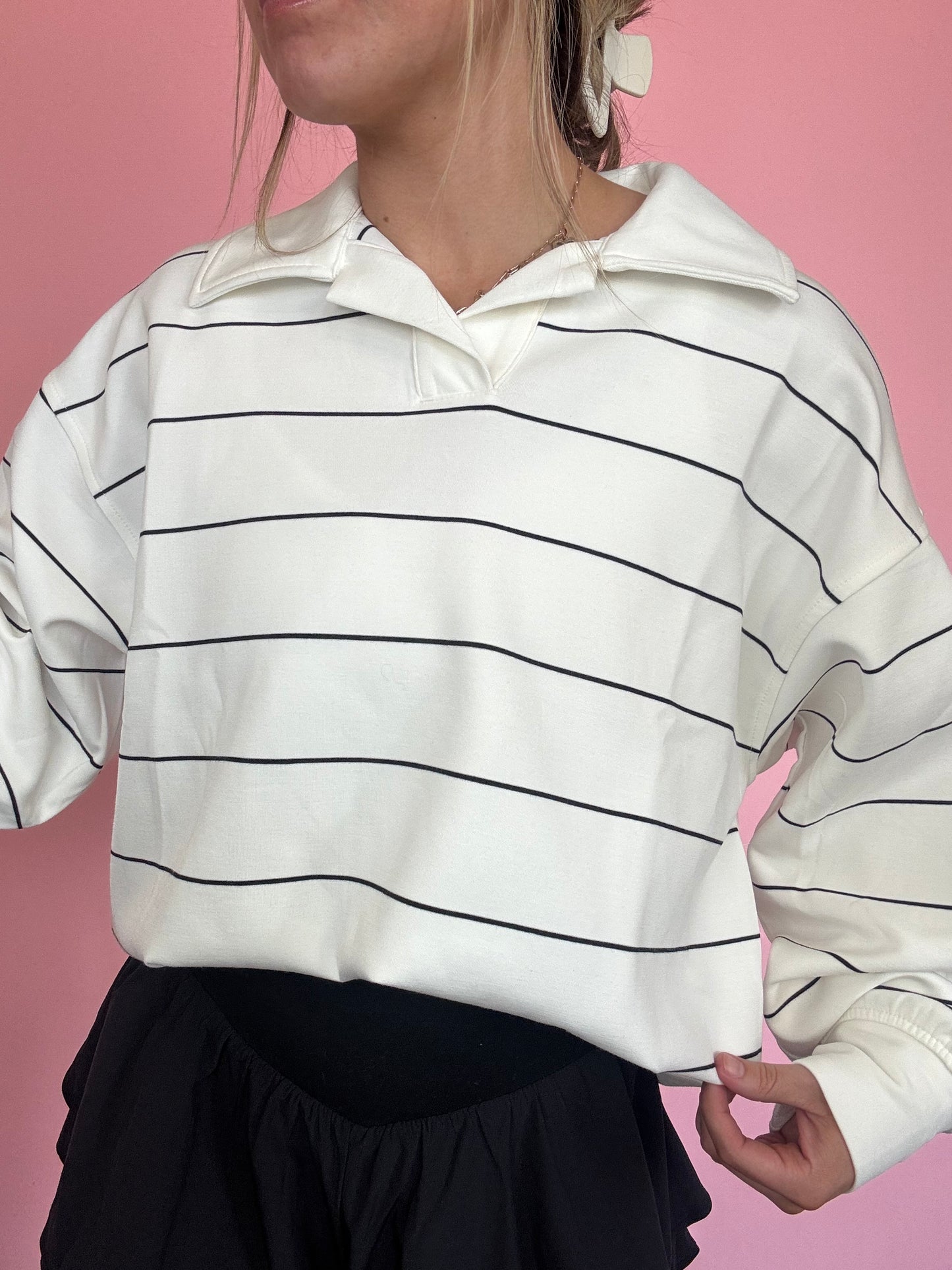 COOL FEELS STRIPED COLLAR TOP