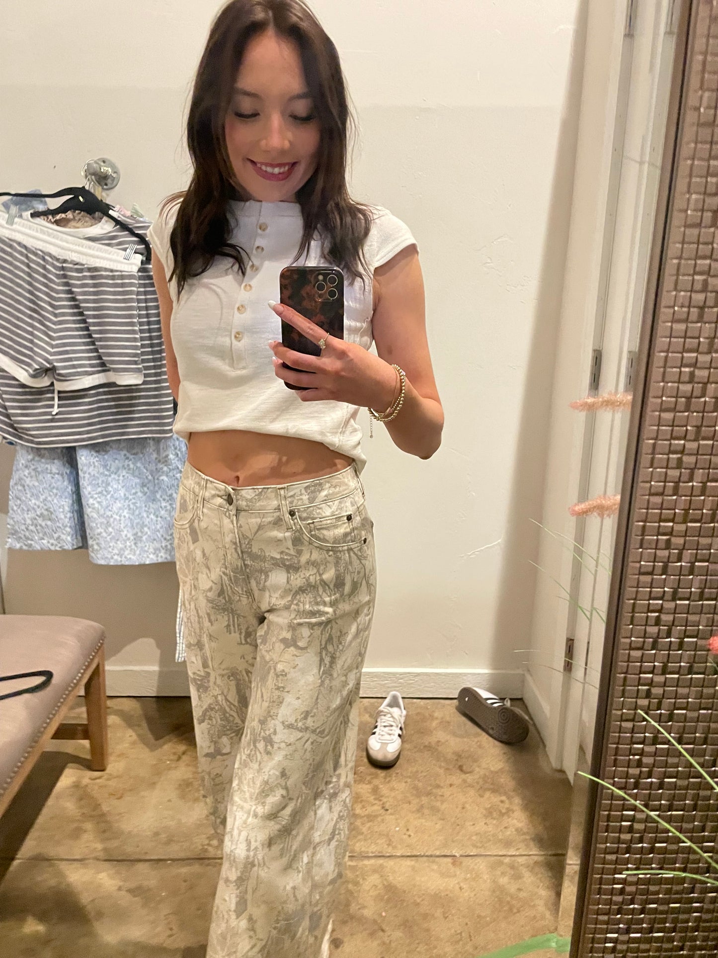 LIGHT TAN CAMO JEANS