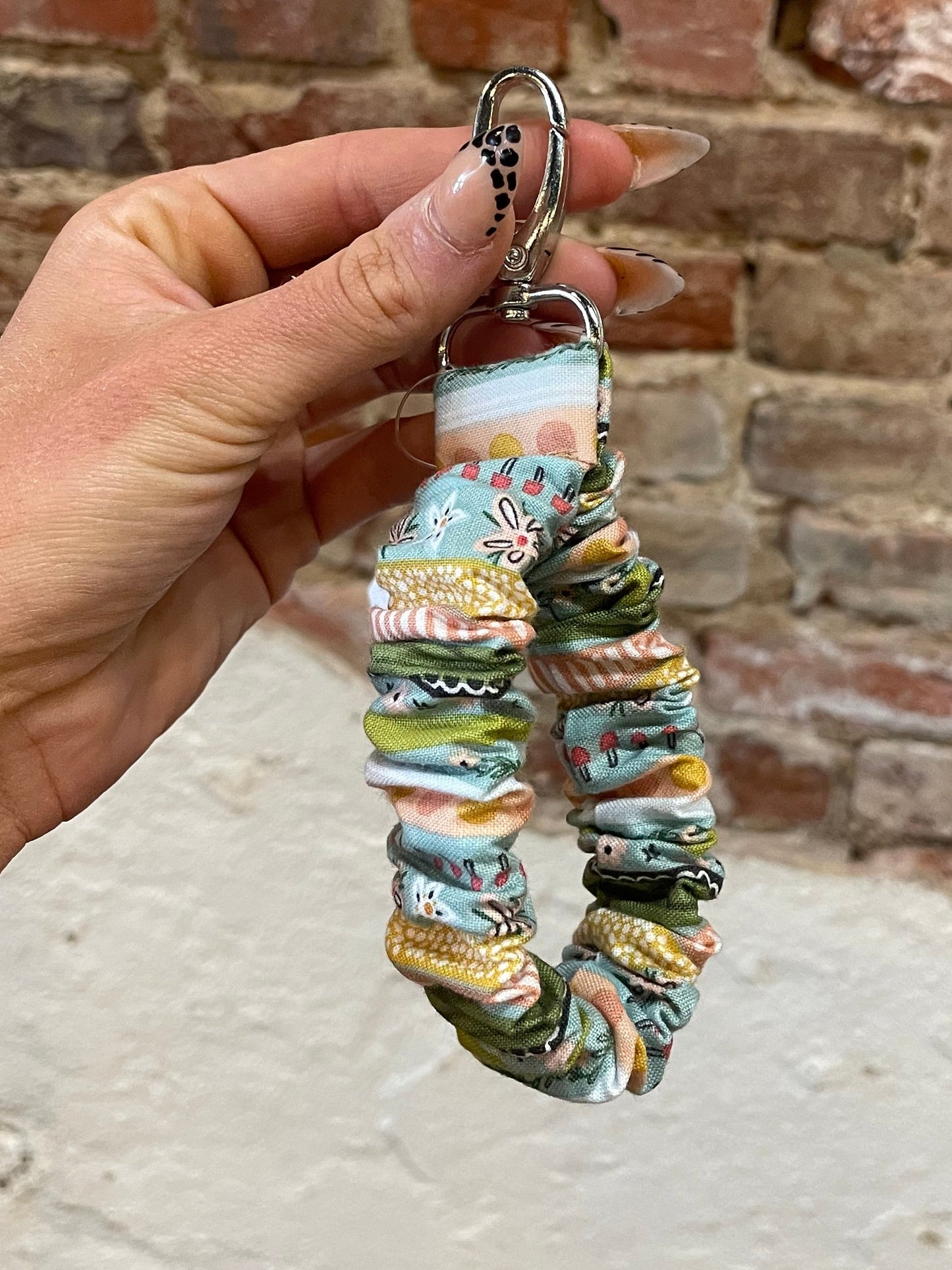 MULTI COLOR PATTERN KEYFOB