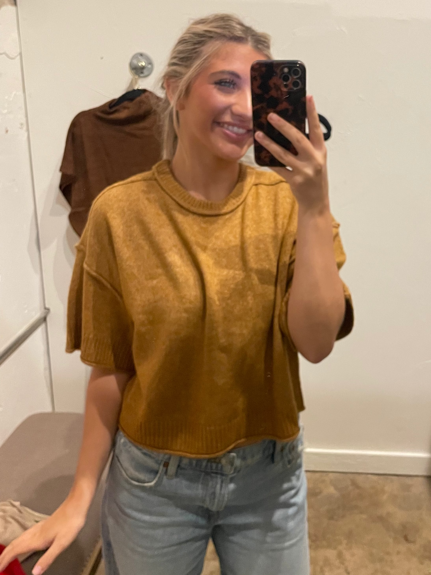 BROWN S/S CROP SWEATER