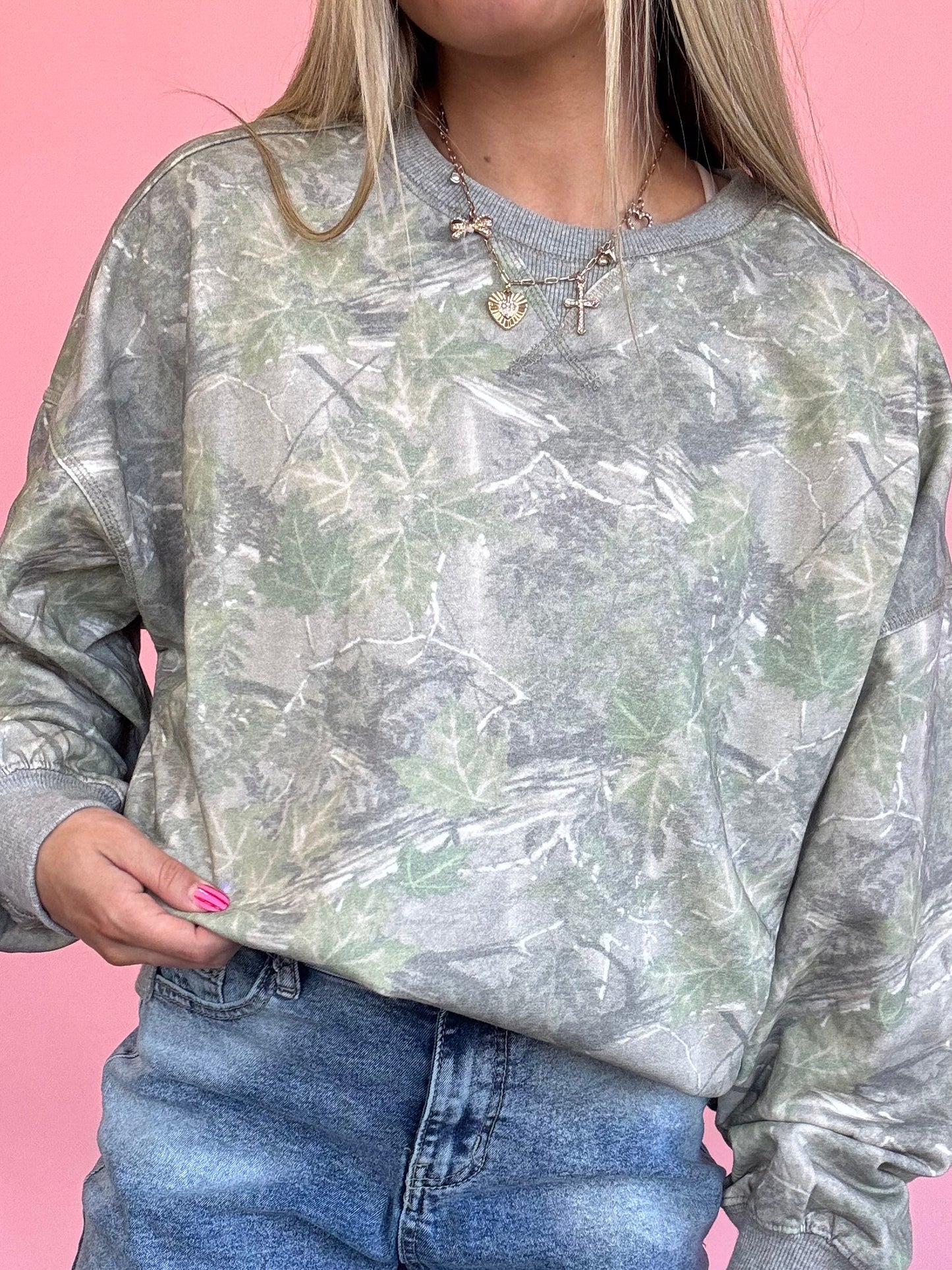 LT GREEN CAMO LOUNGE TOP