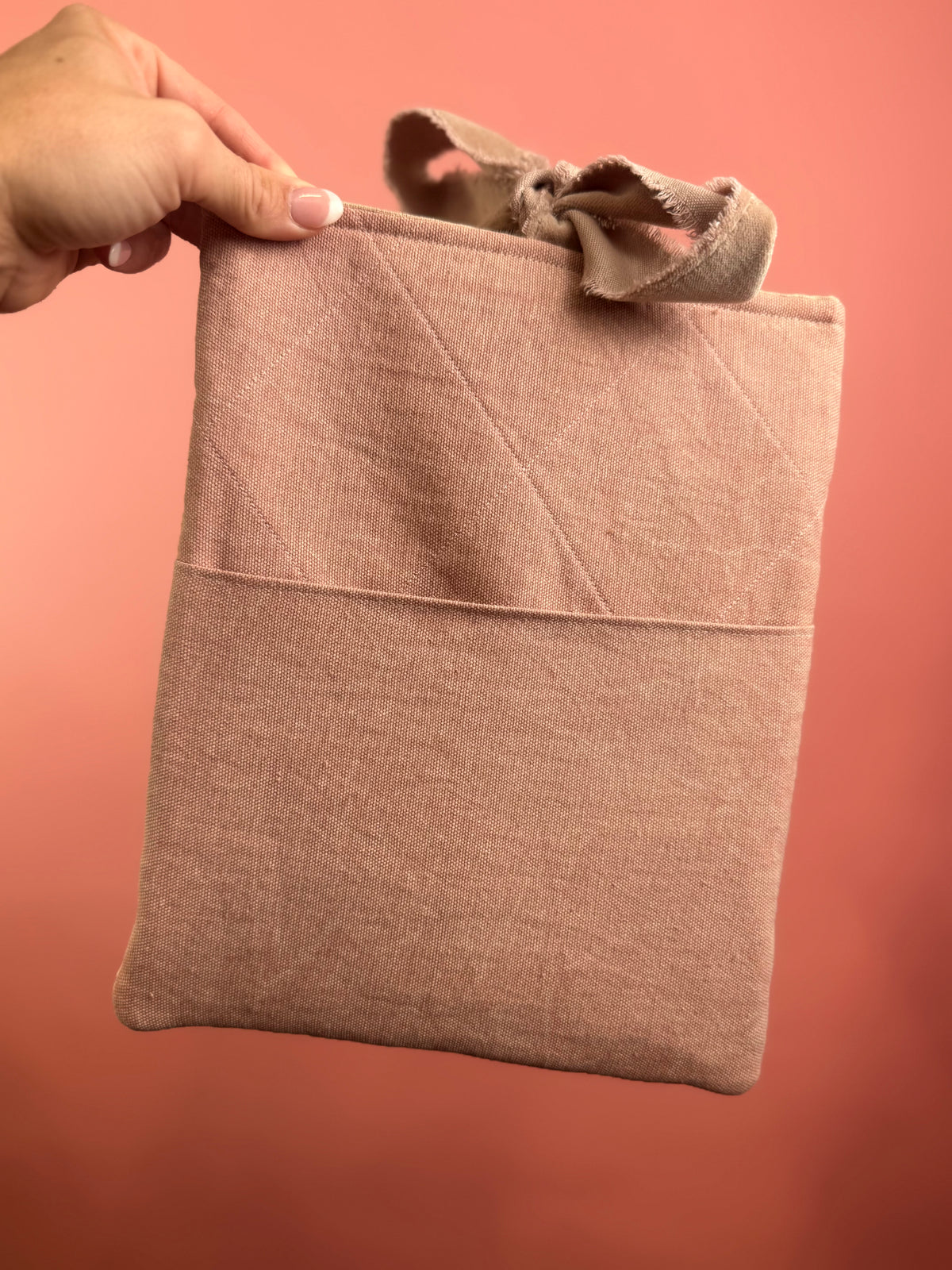 QUILTED BOOK SLEEVE TAN/PURPLE/MUSTARD