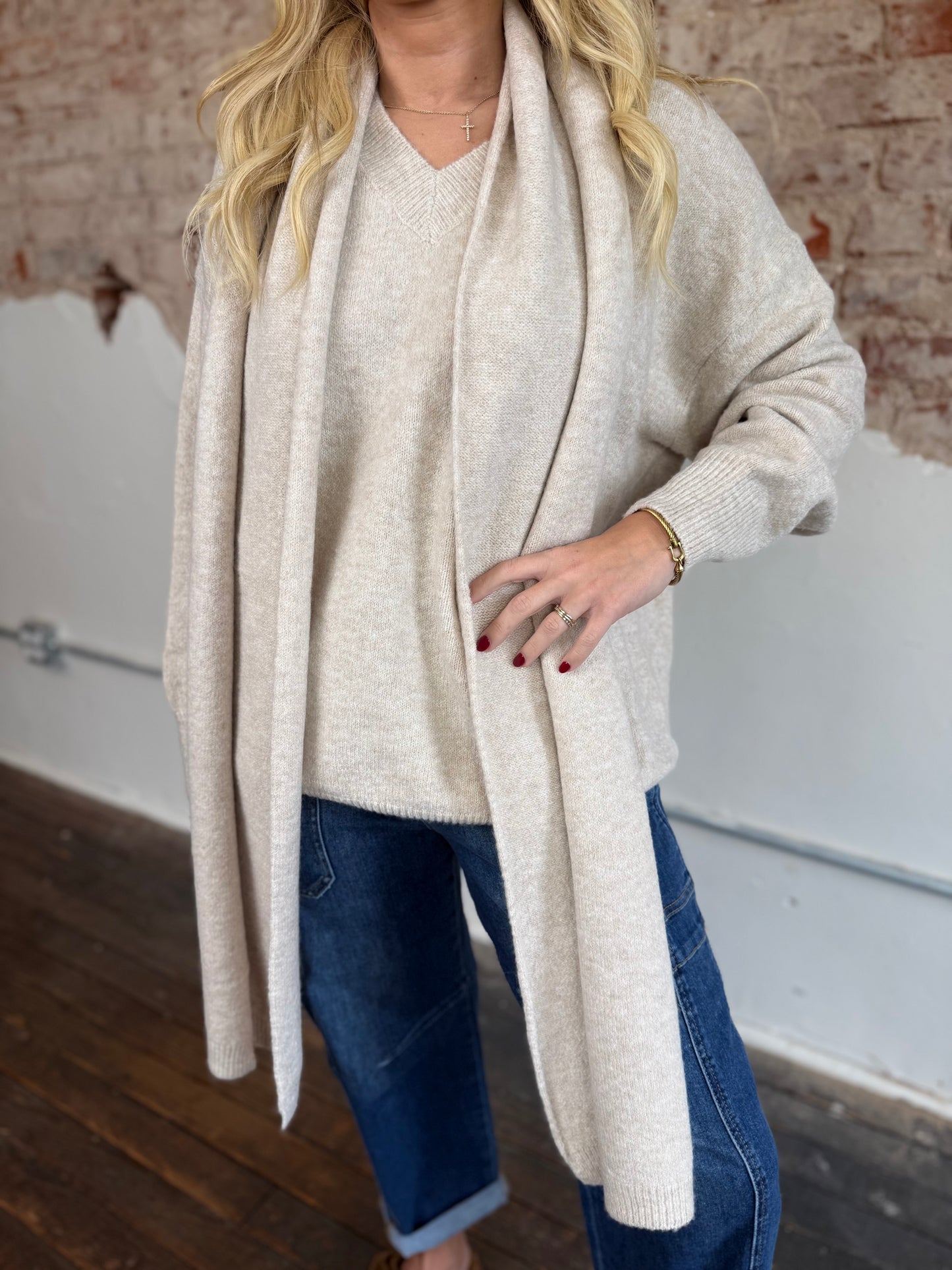 CREAM MARBLED SWEATER