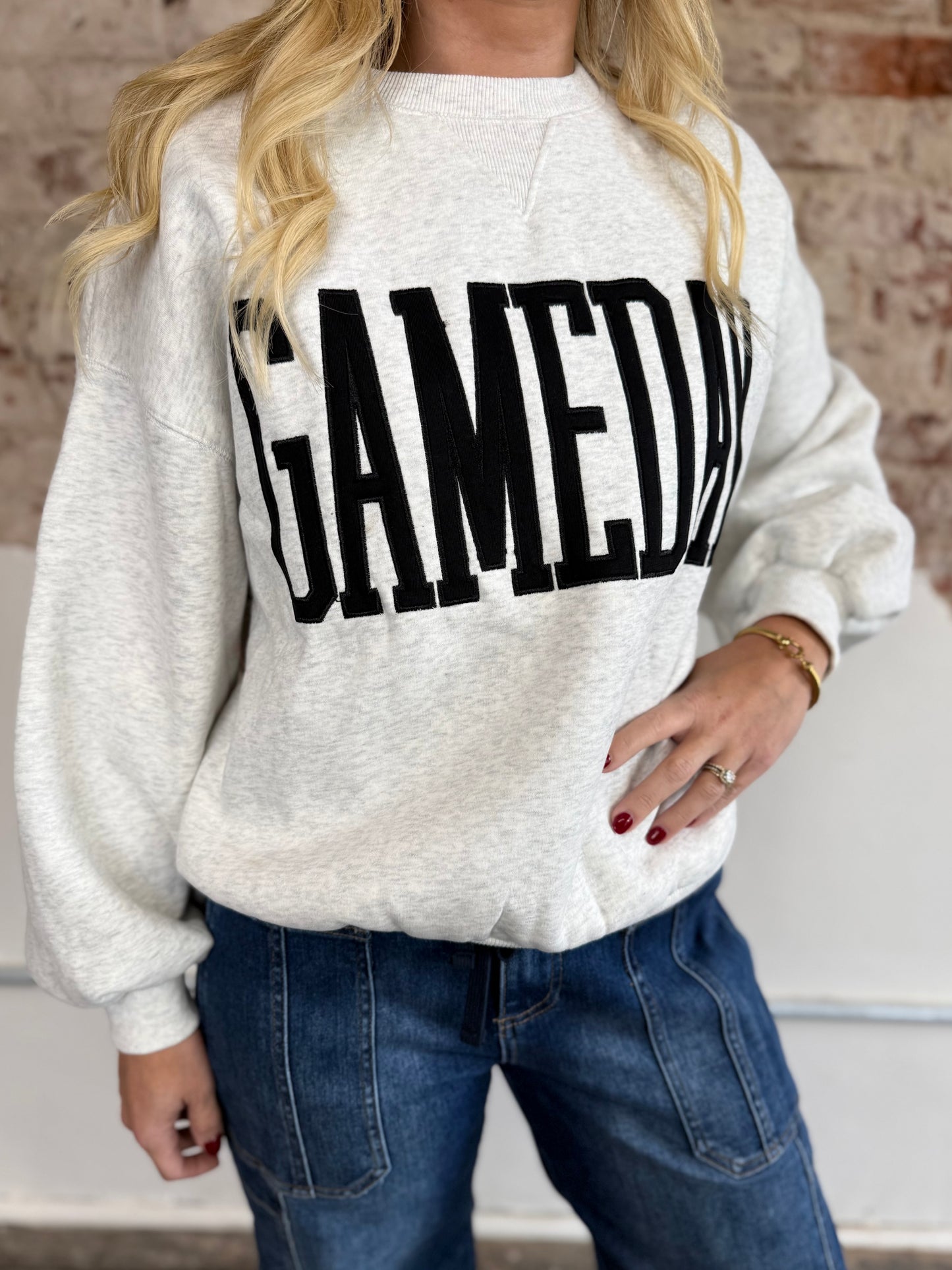 GREY GAMEDAY SWEATSHIRT