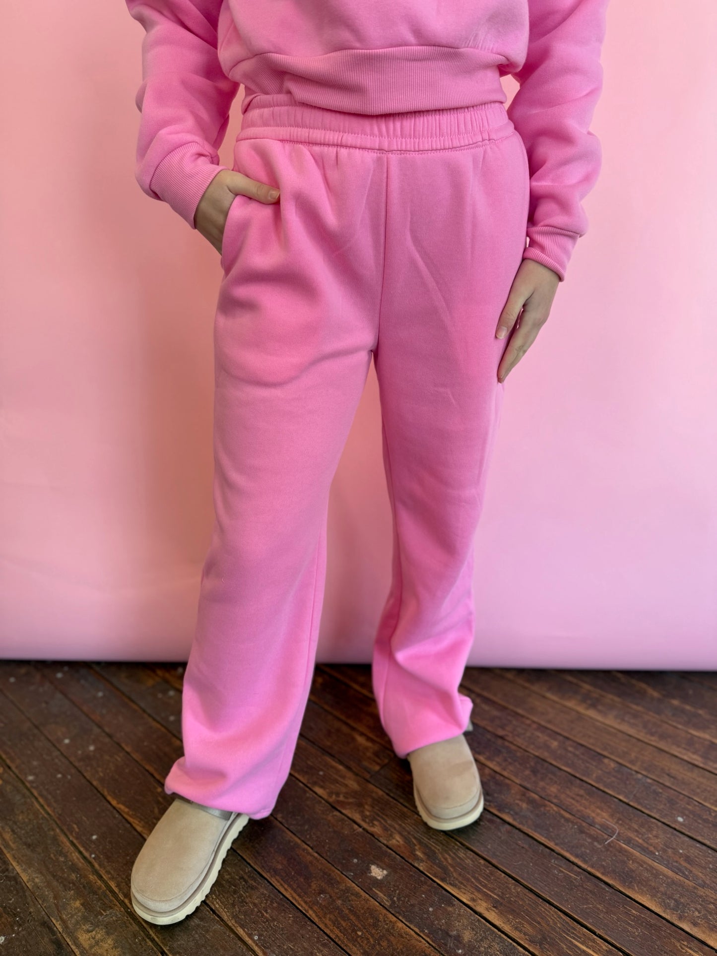 PINK SWEATSUIT