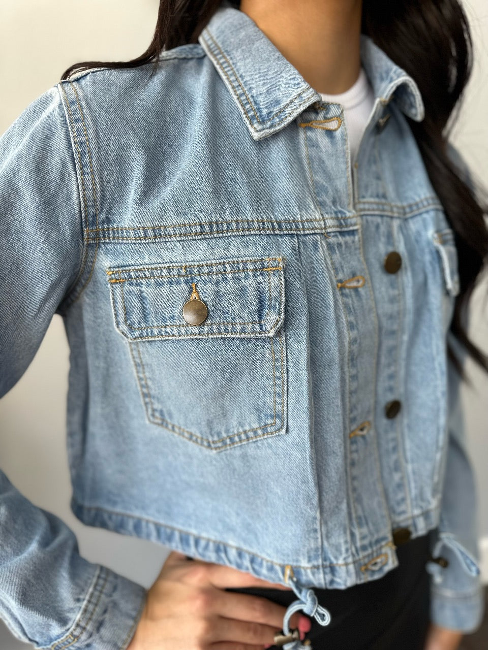 DENIM CROP JACKET