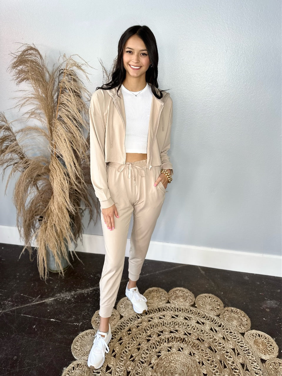 LIGHT SAND JOGGER SET