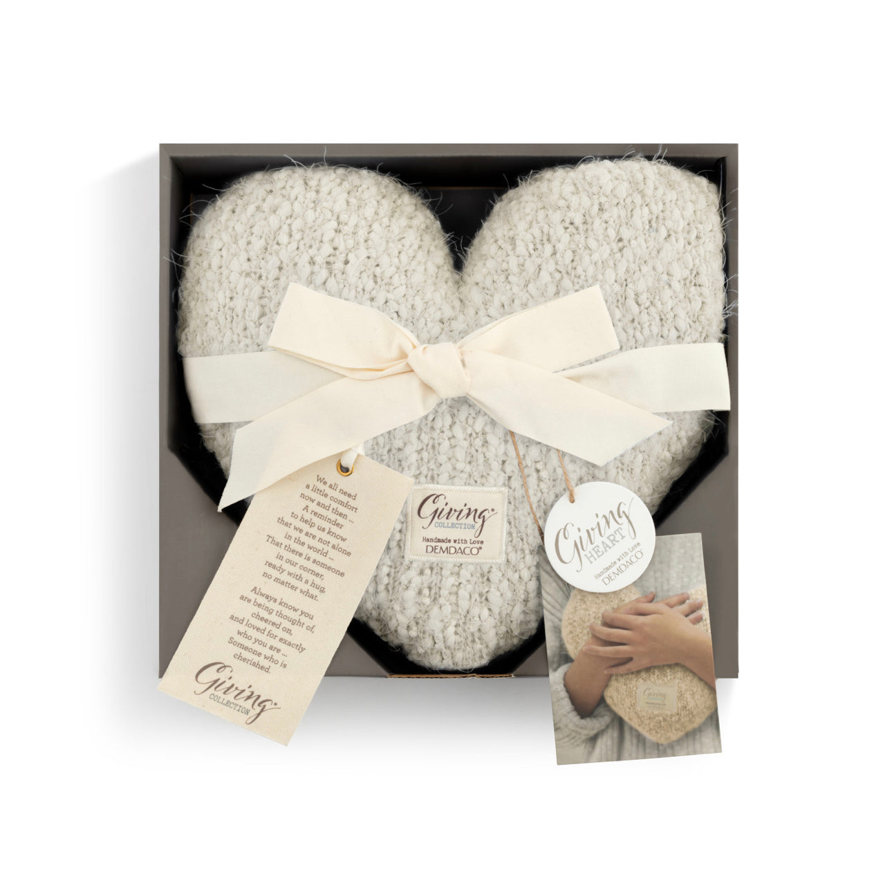 CREAM GIVING HEART PILLOW
