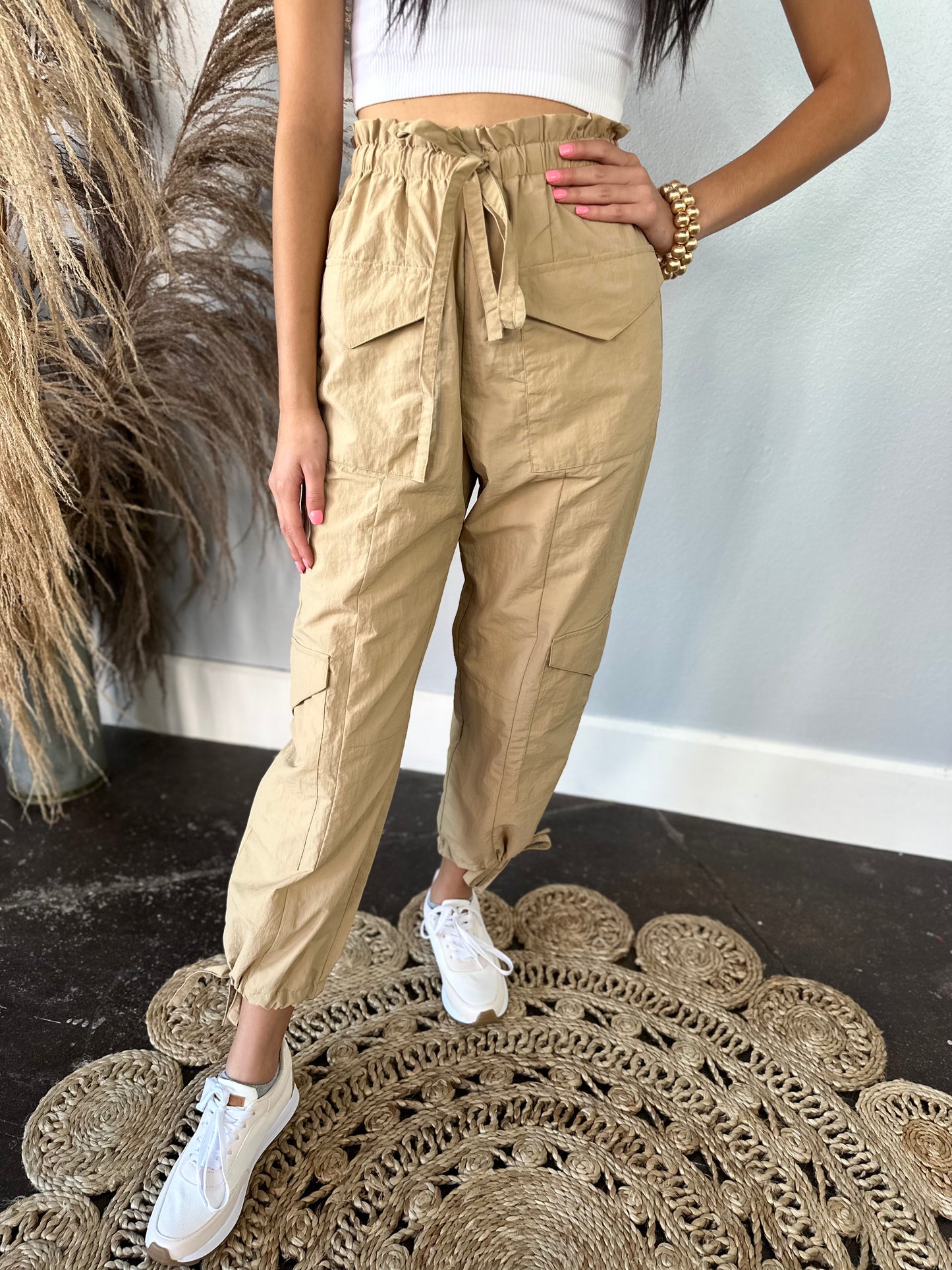 NATURAL PARACHUTE PANTS