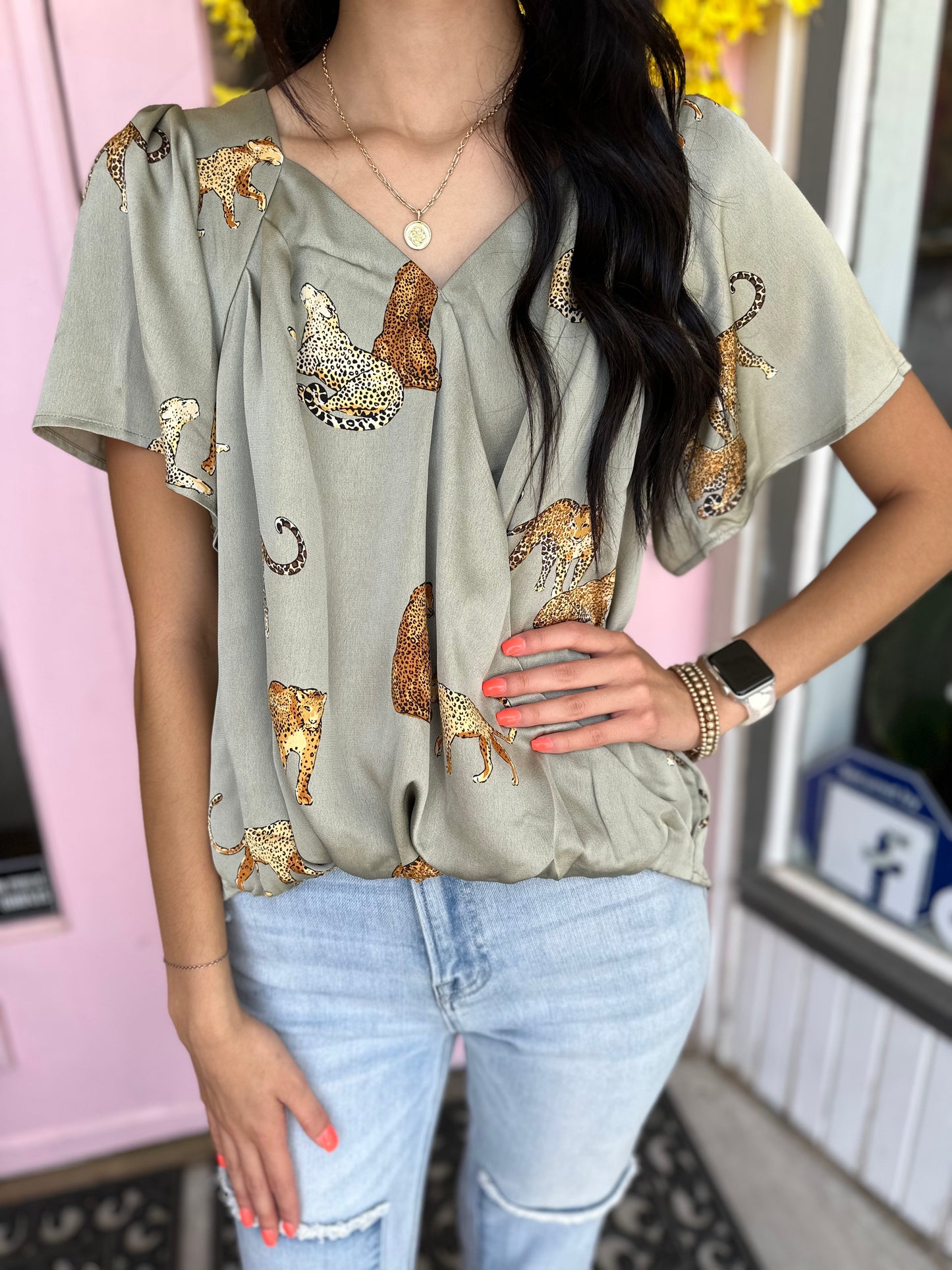 SAGE FLUTTER SLEEVE CHEETAH TOP