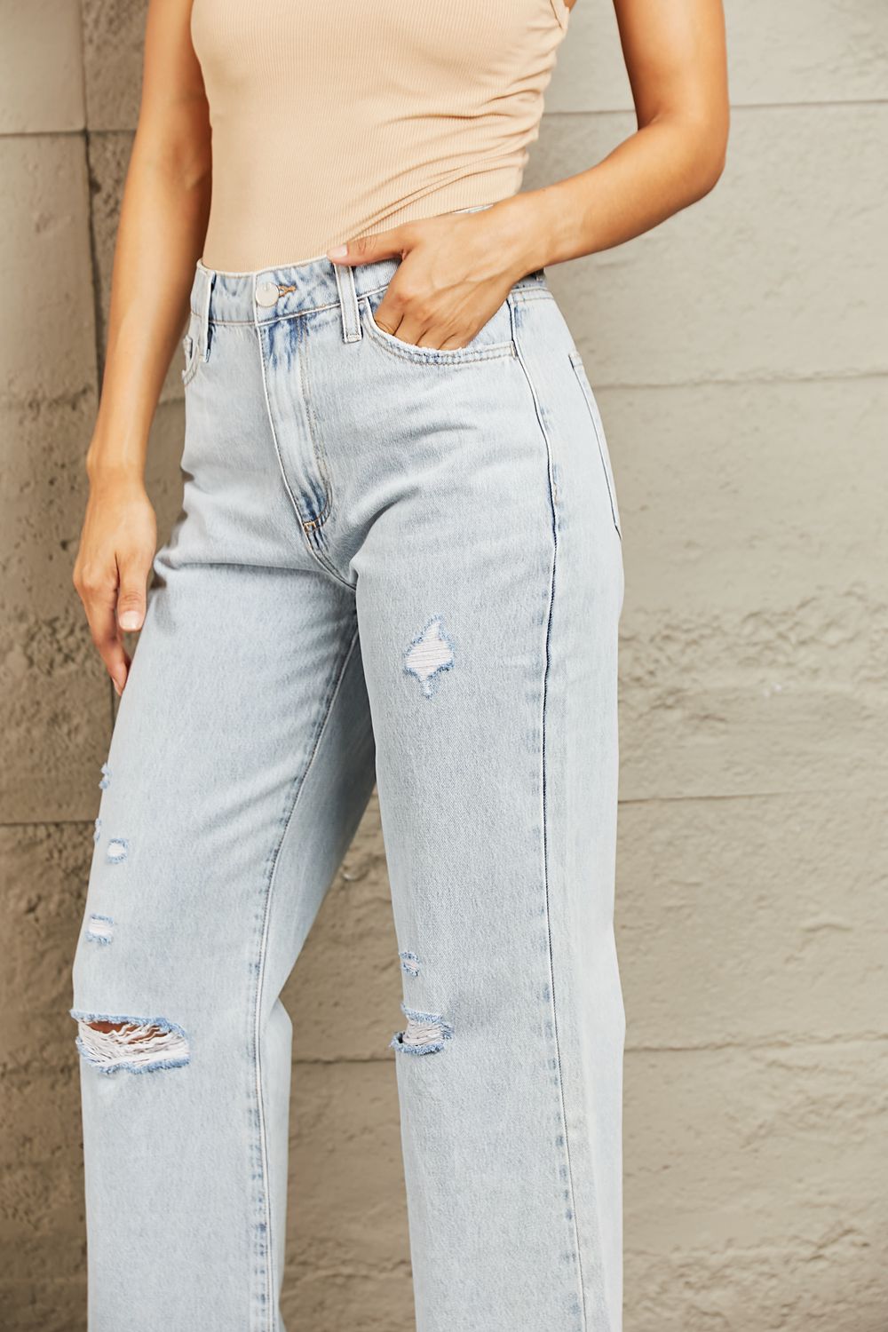 HIGH WAIST FLARE JEANS