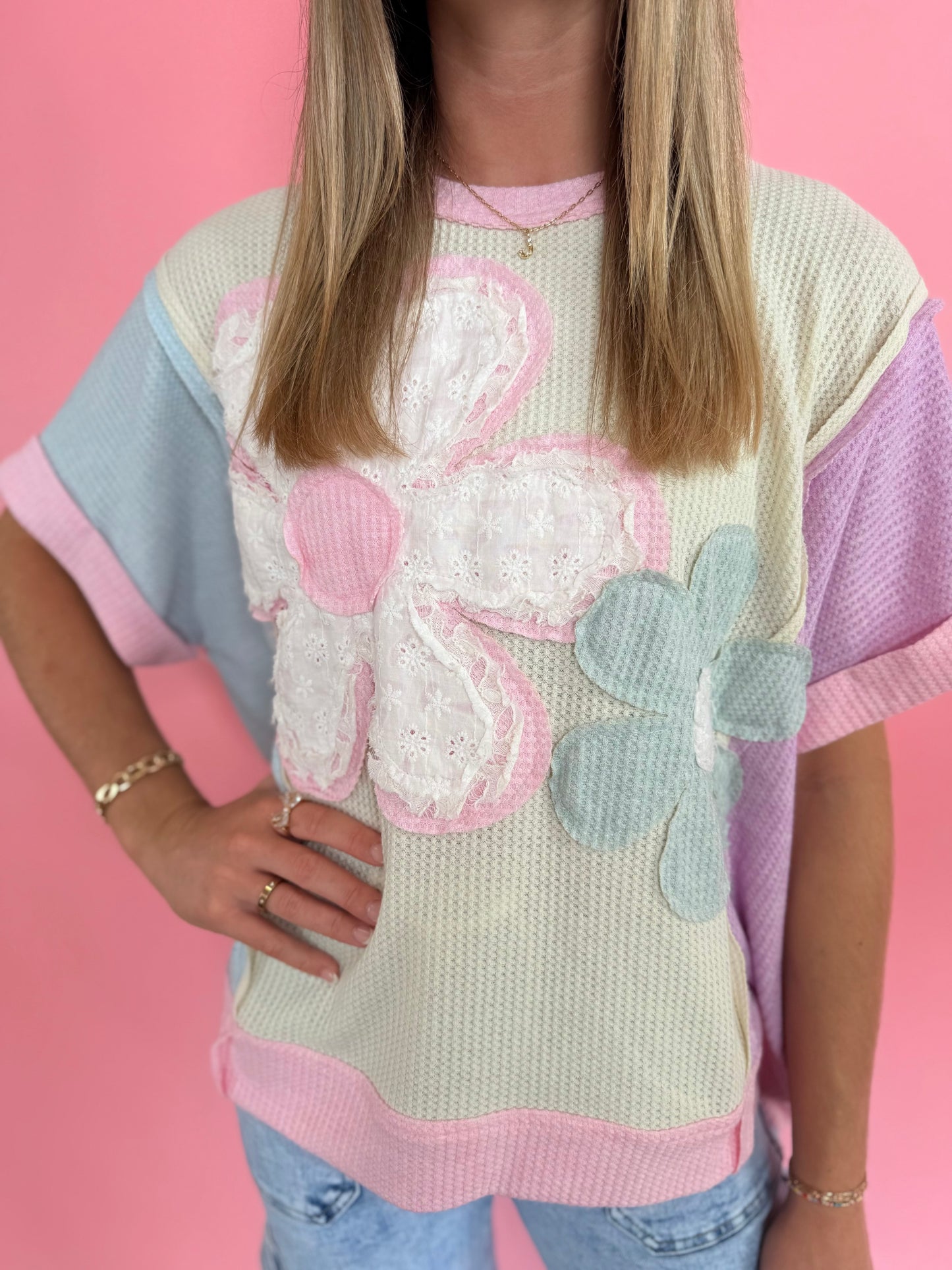 DAISY WAFFLE PATCH TOP